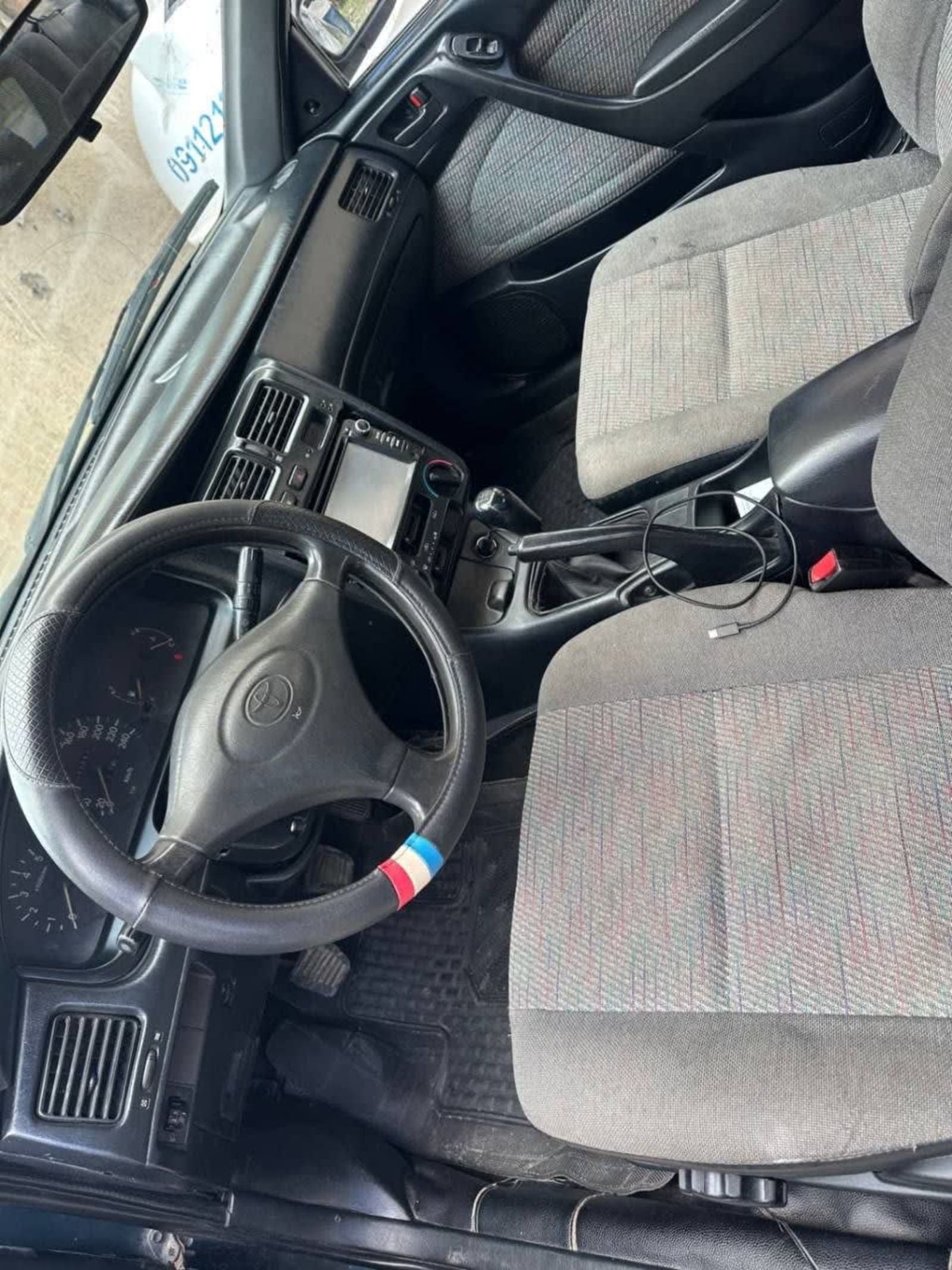 1994 Toyota Carina E — photo 4