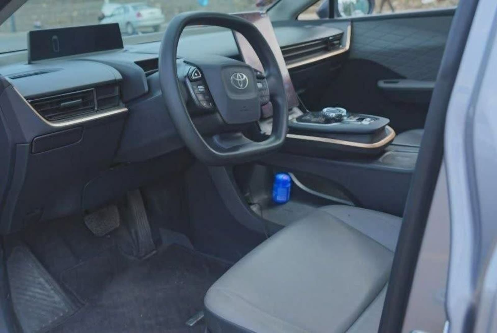 2024 Toyota BZ3 — photo 4