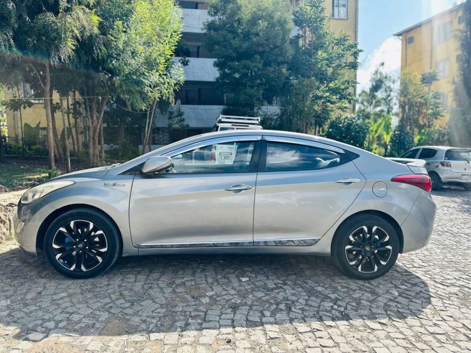2013 Hyundai Avante — photo 4