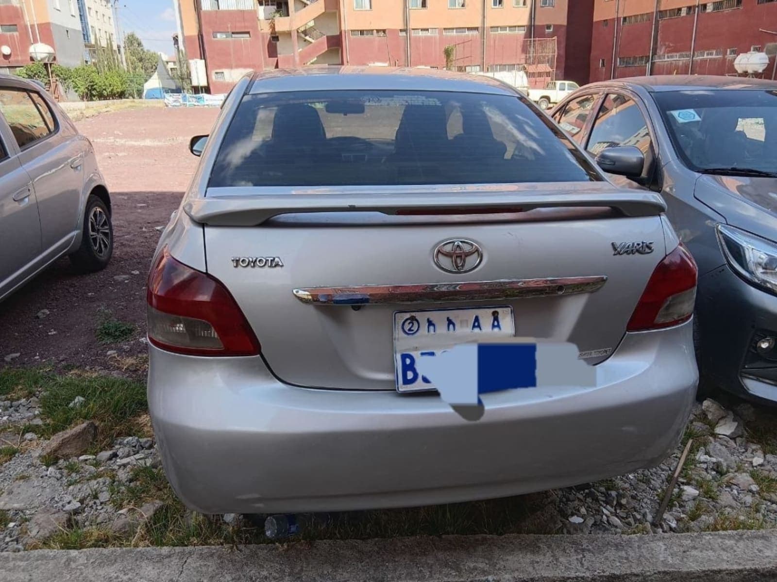 2010 Toyota Yaris Belta — photo 4