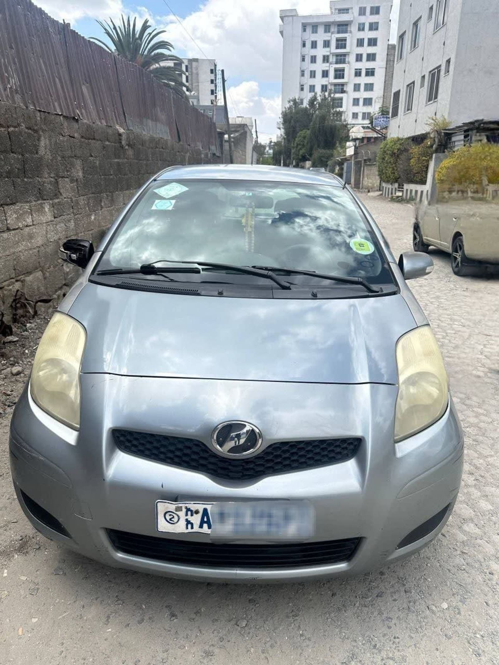 2010 Toyota Yaris — photo 4