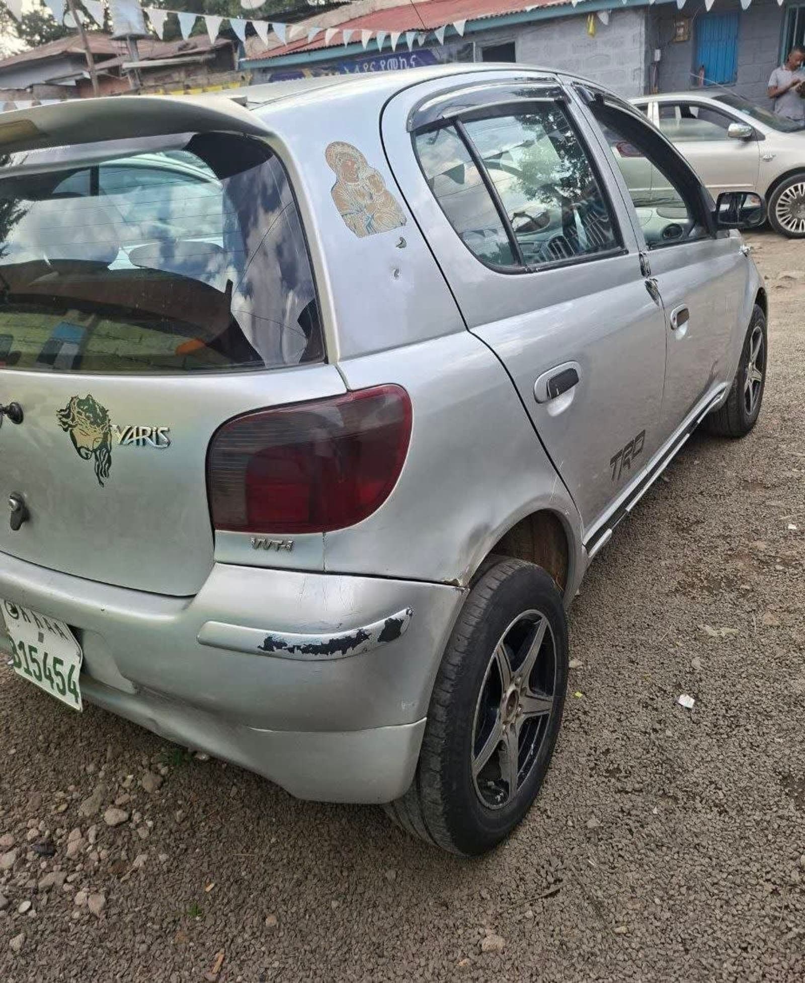 2000 Toyota Vitz Yaris — photo 4