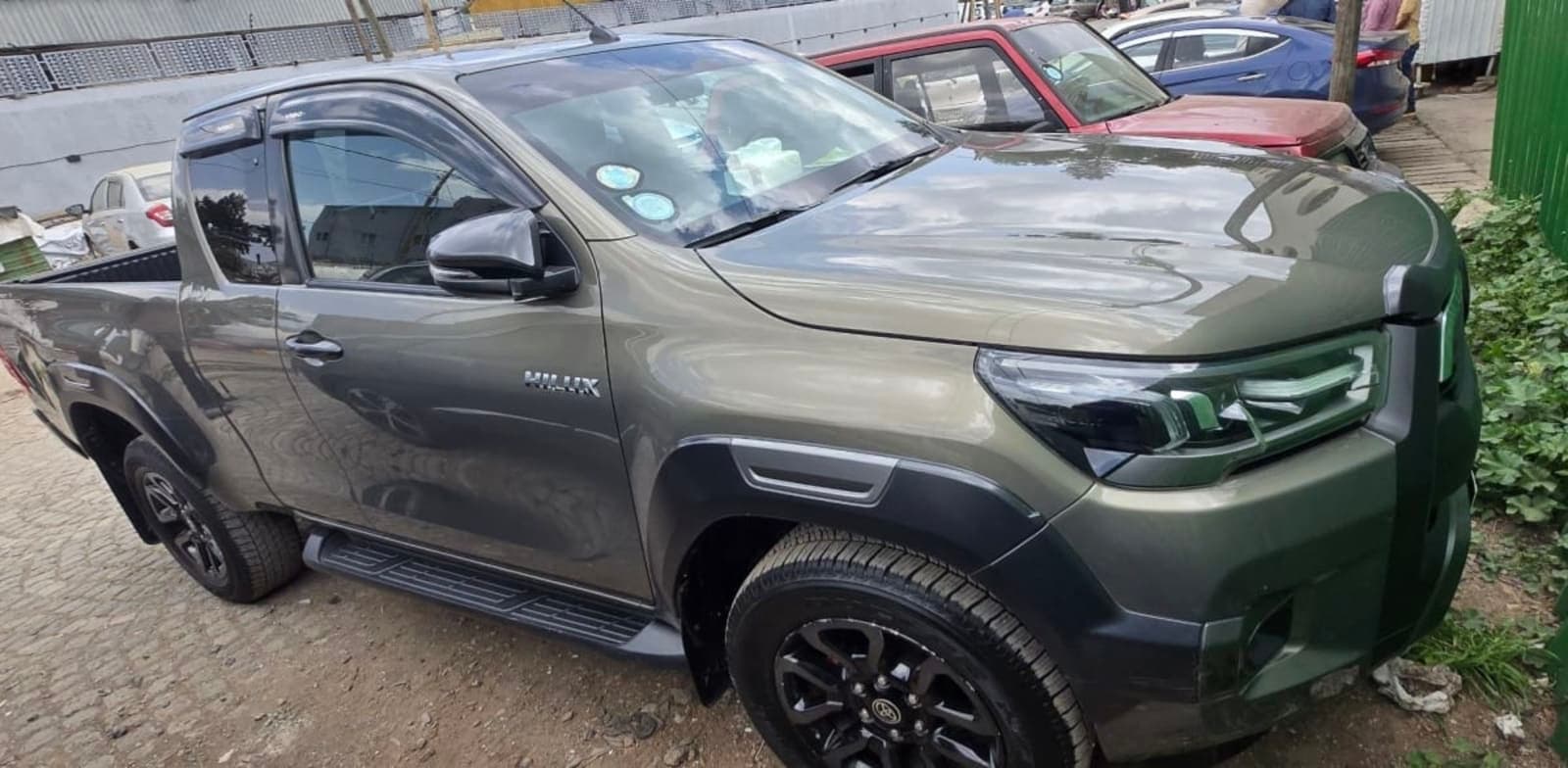 2021 Toyota Invincible King Cab — photo 5