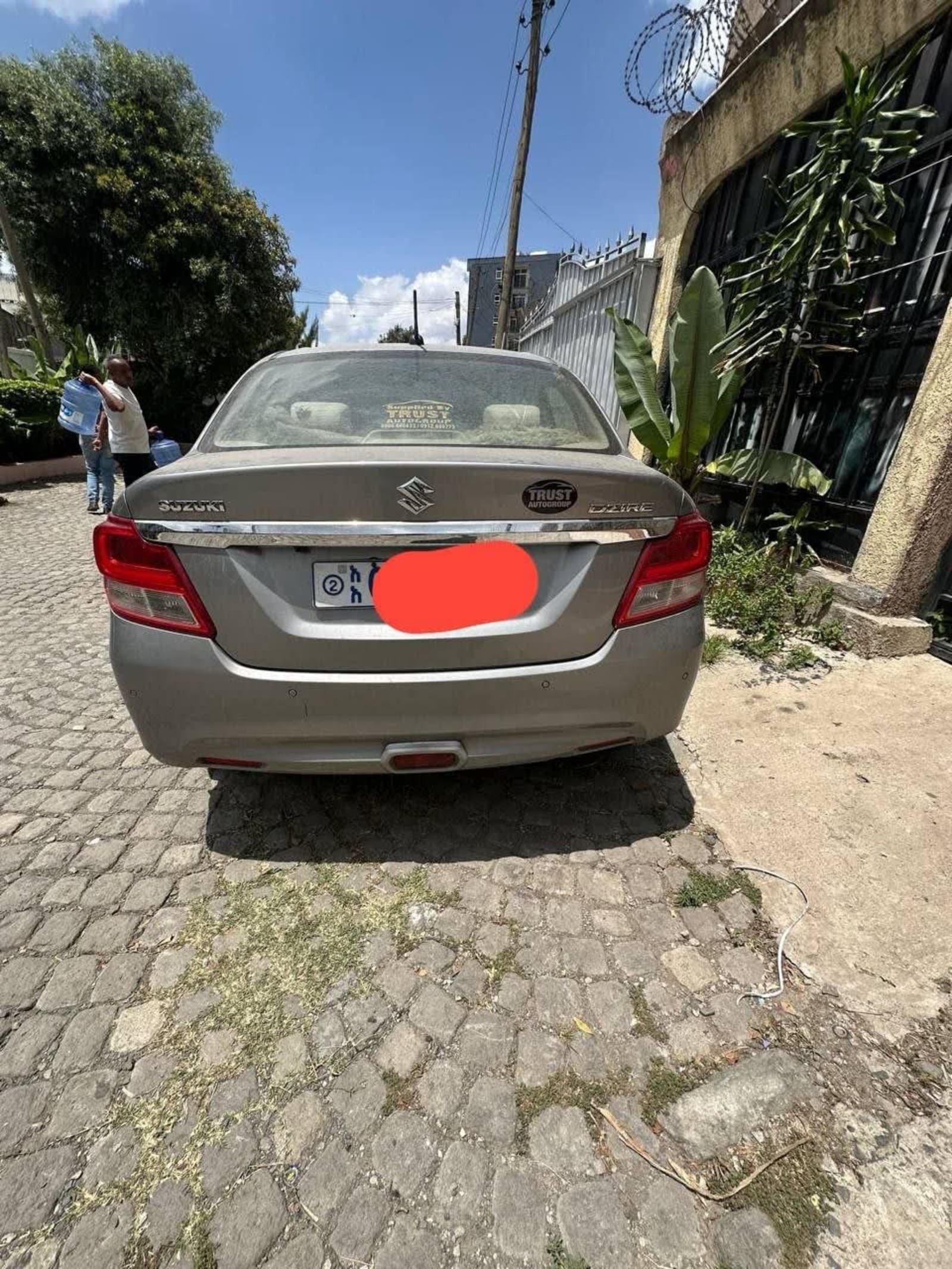 2022 Suzuki Dzire — photo 2