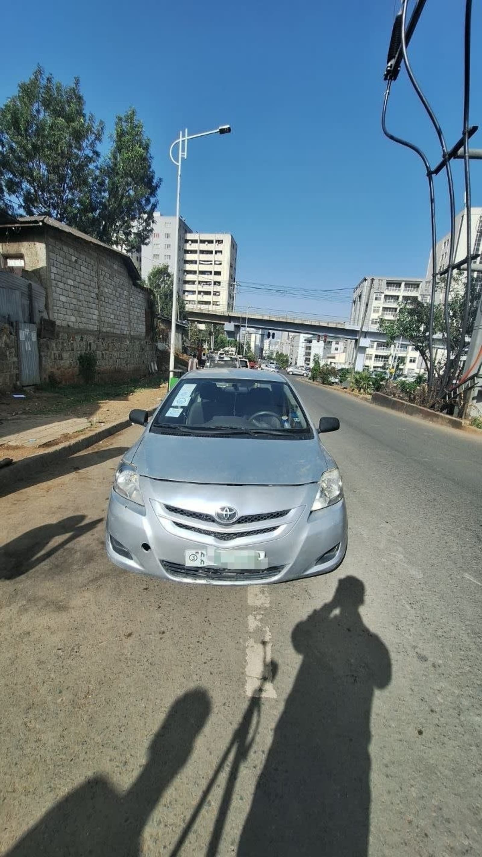 2011 Toyota Yaris Sedan — photo 3