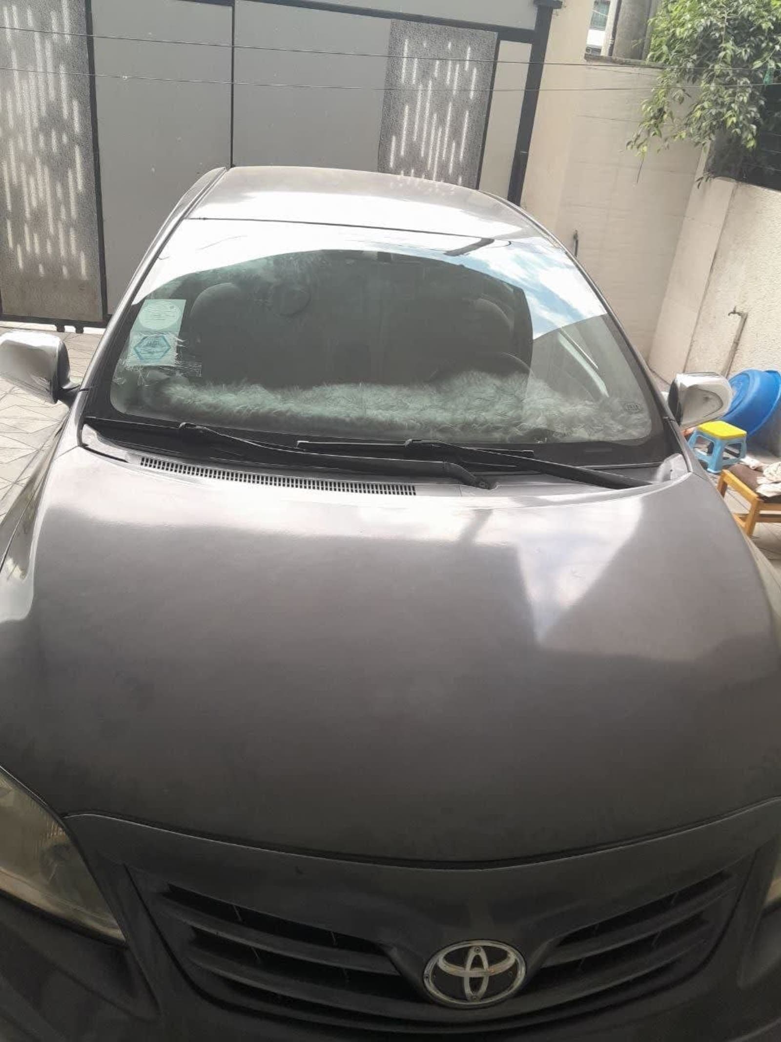 2012 Toyota Corolla — photo 2