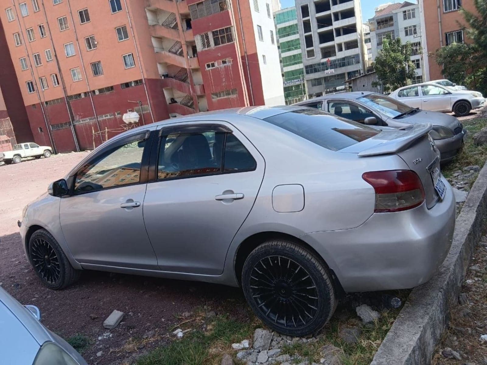 2010 Toyota Yaris Belta — photo 6