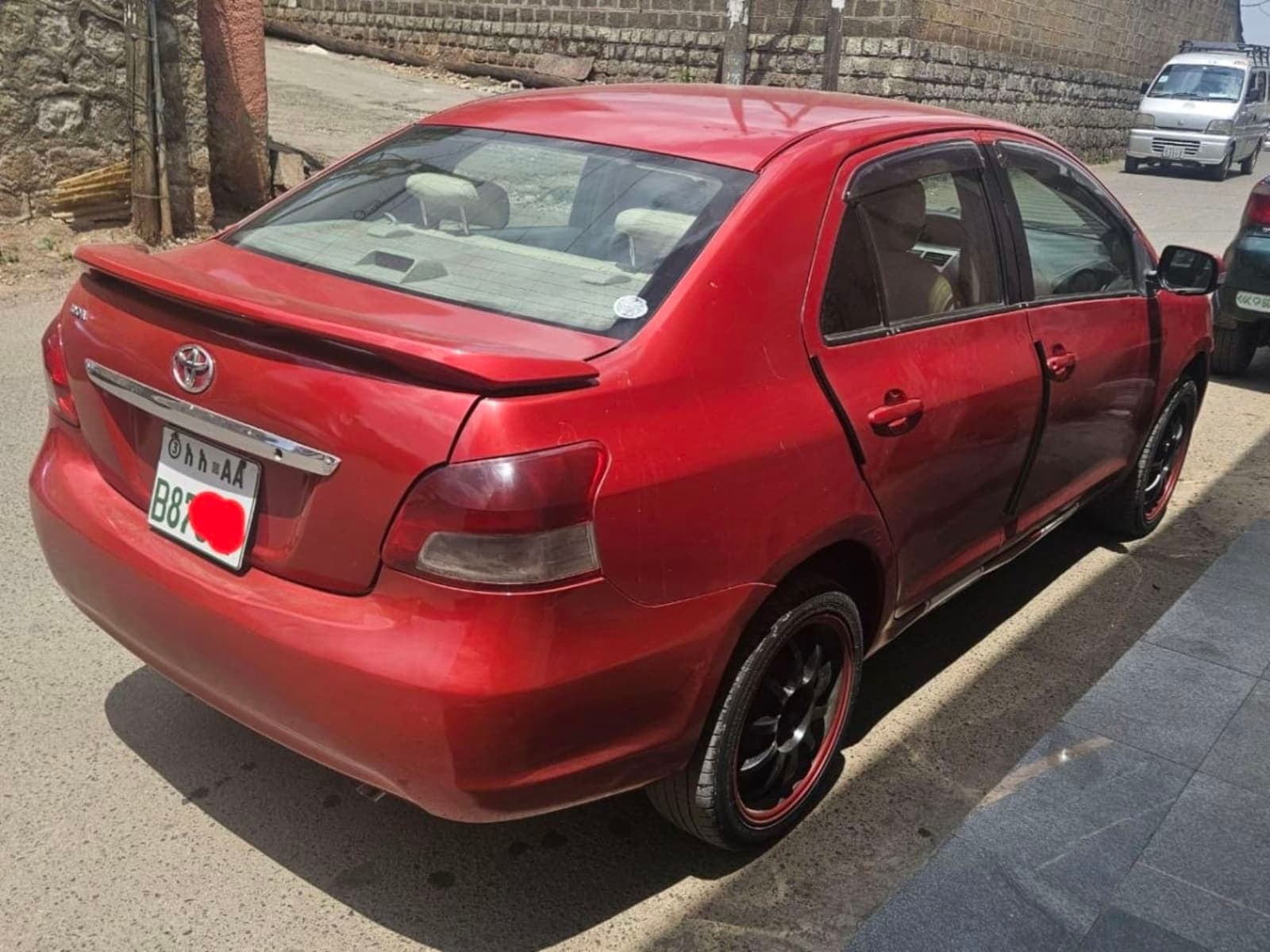2010 Toyota Yaris Belta