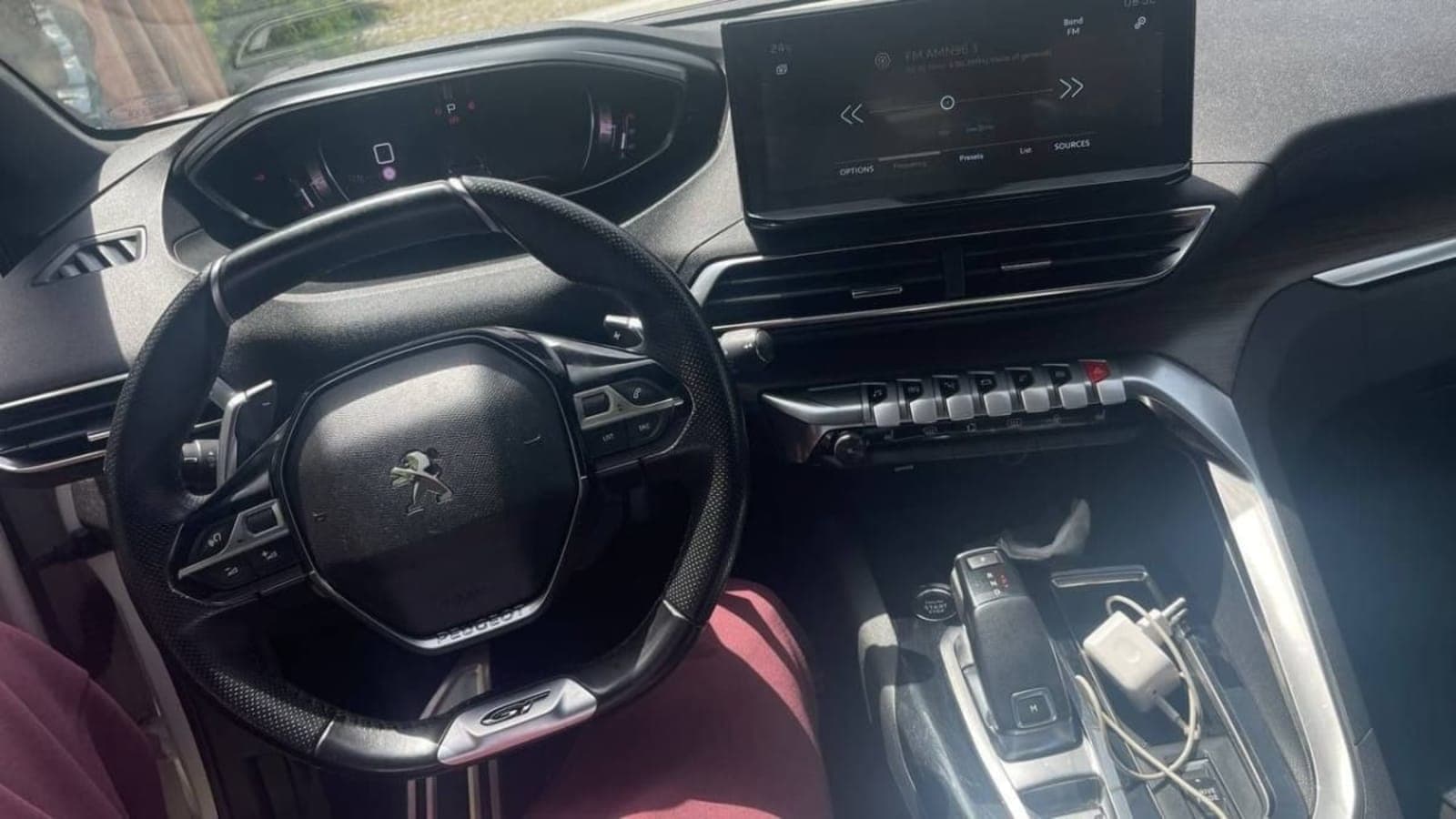 2022 Peugeot 5008 GT line — photo 2