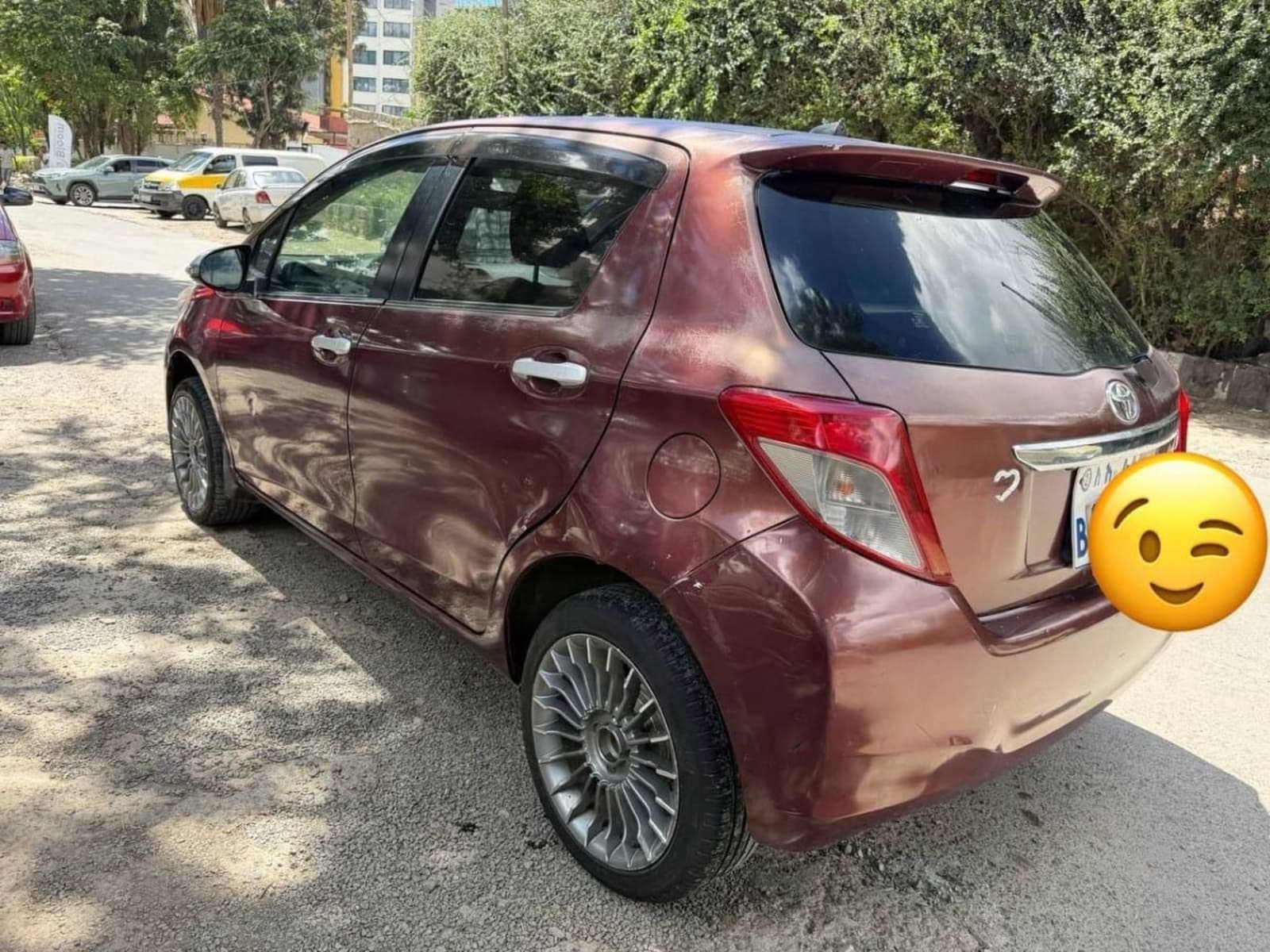 2011 Toyota Yaris Compact — photo 5
