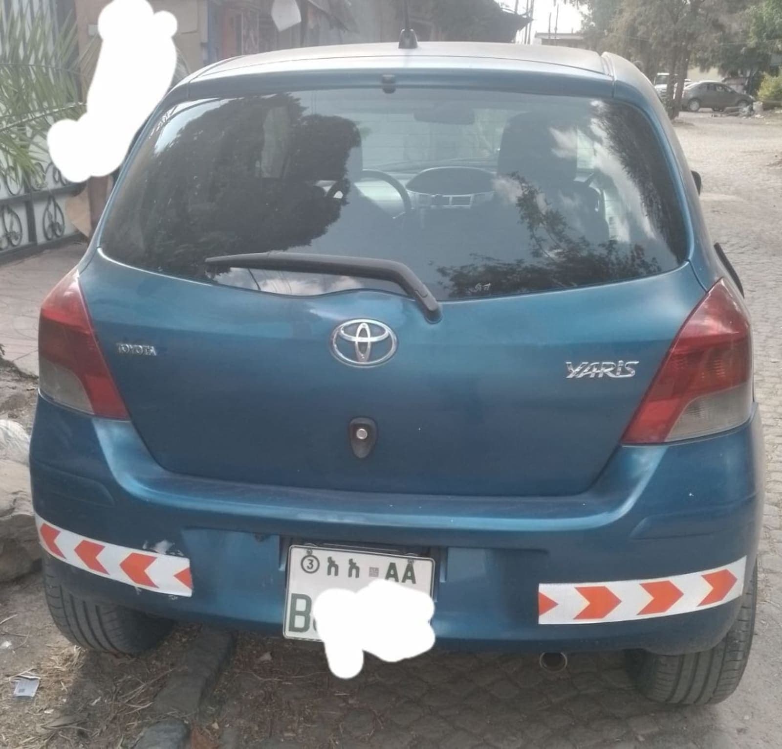 2008 Toyota Compact Yaris — photo 2