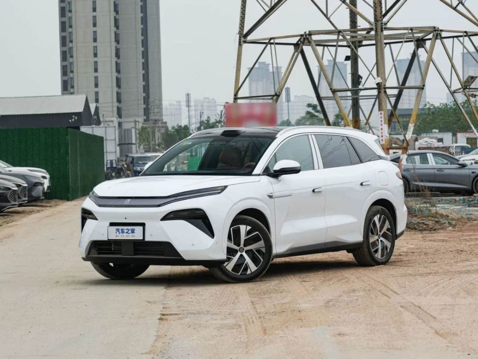 2025 BYD Tang L EV RWD Flagship Edition