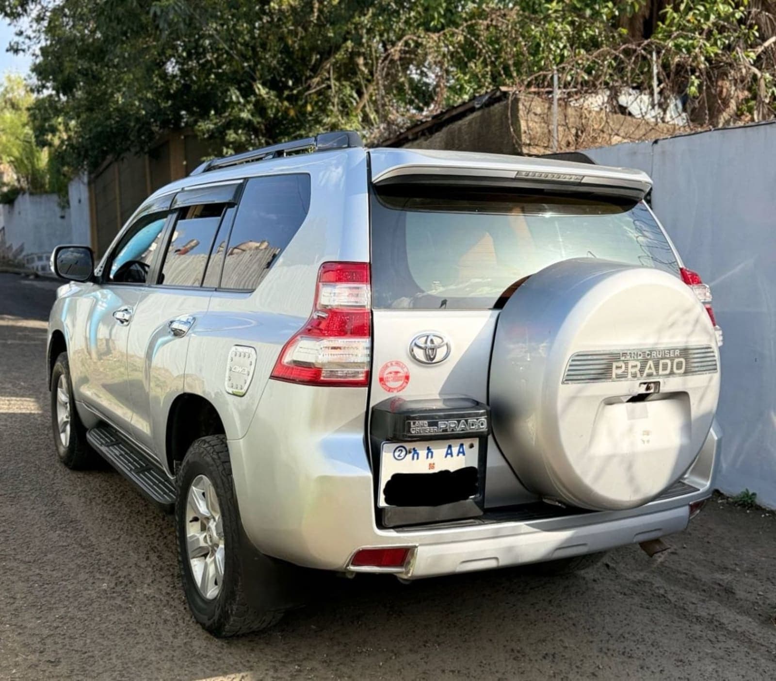 2015 Toyota Landcruiser Prado — photo 3