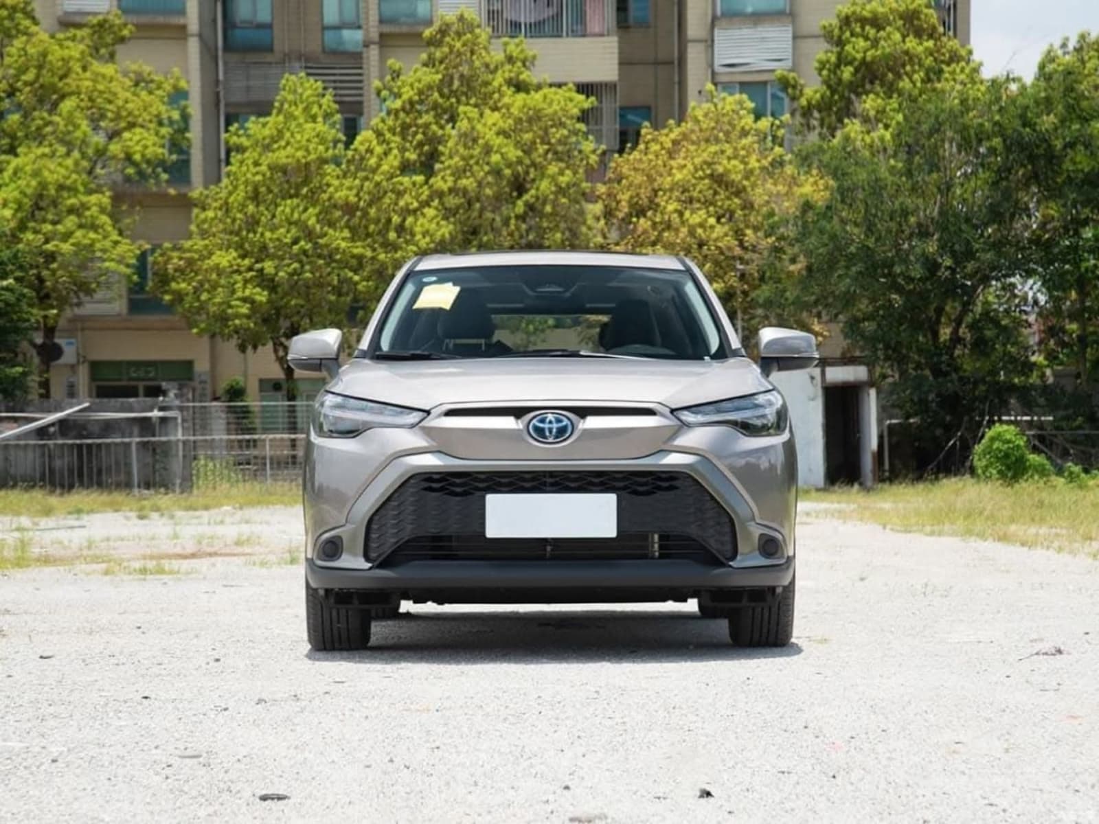 2024 Toyota Frontlander Hybrid Premium