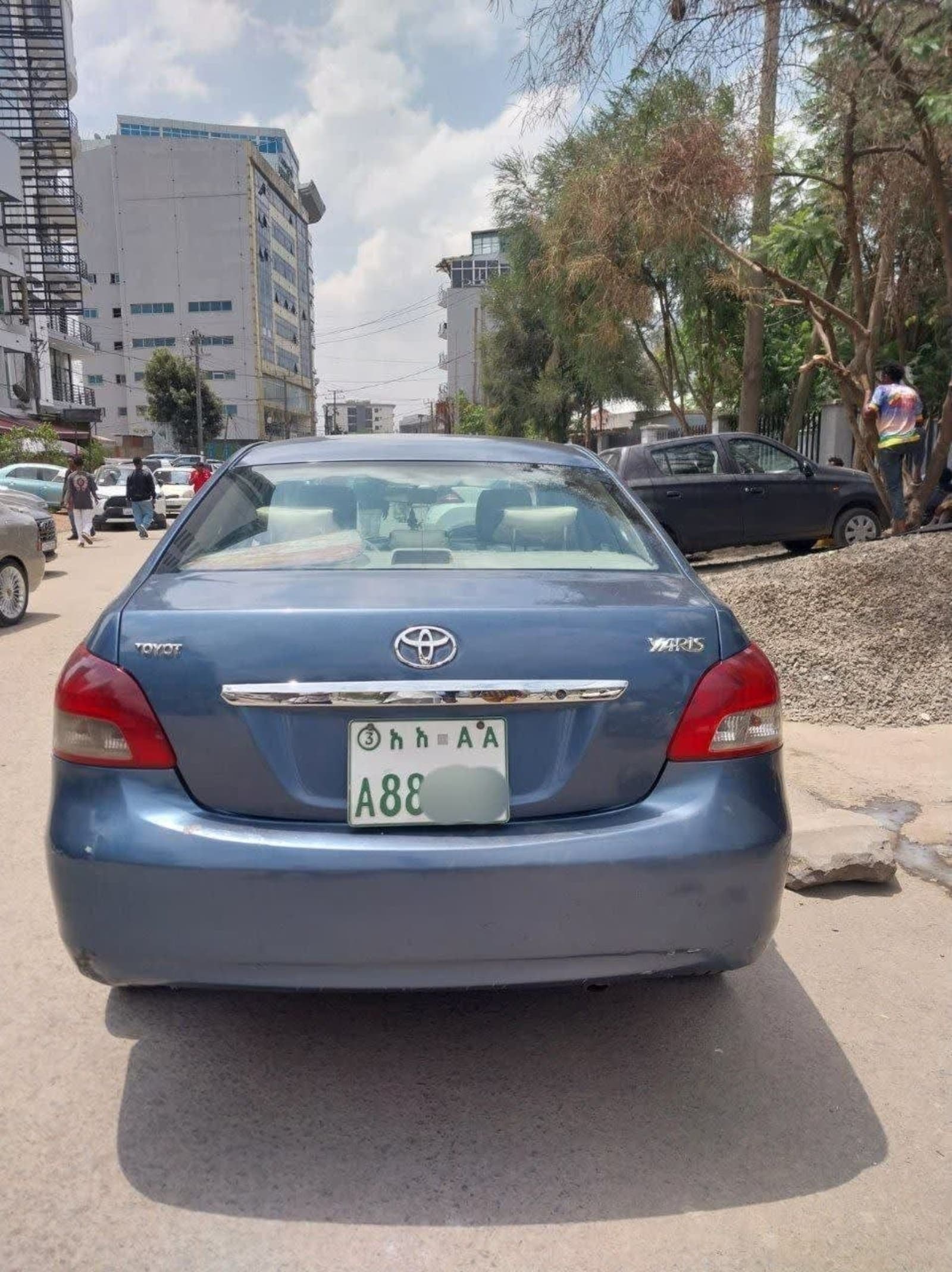 2008 Toyota Yaris Sedan — photo 4