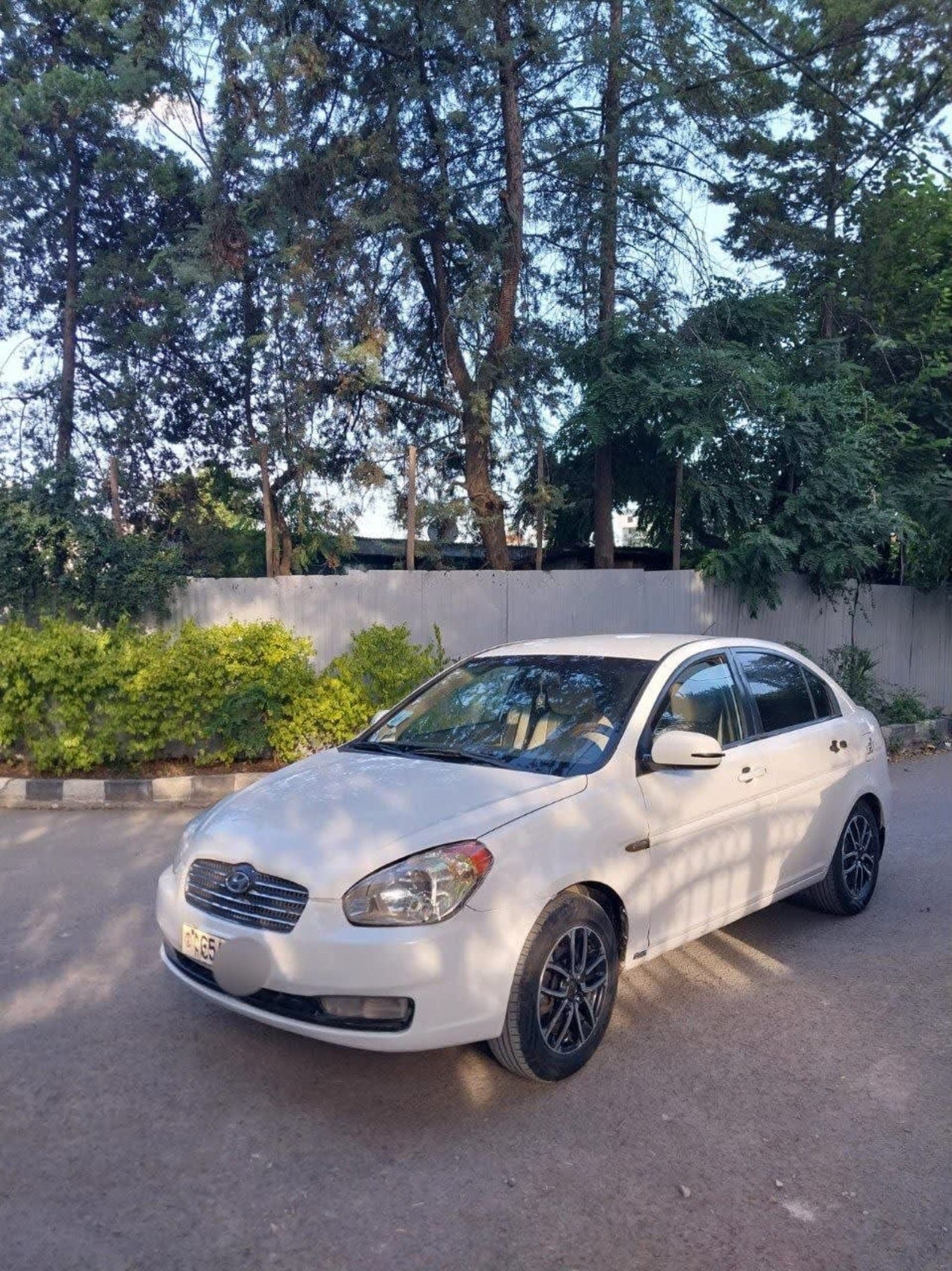 2010 Hyundai Accent — photo 5