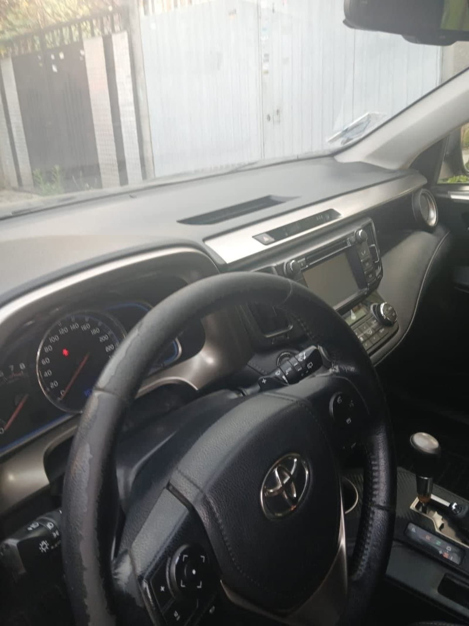 2013 Toyota RAV4 — photo 3