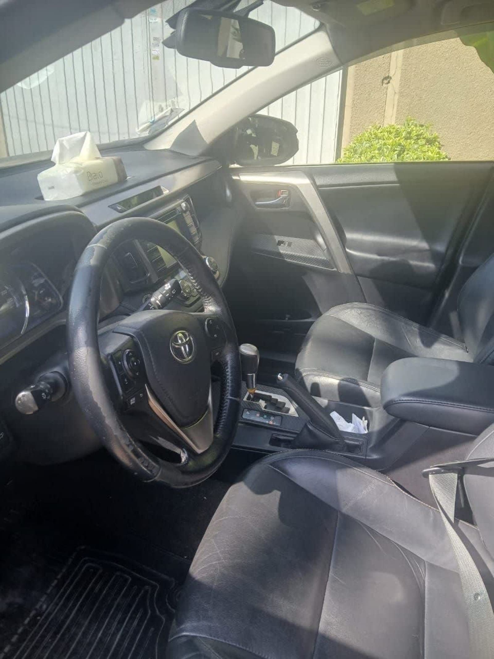 2013 Toyota RAV4 — photo 4
