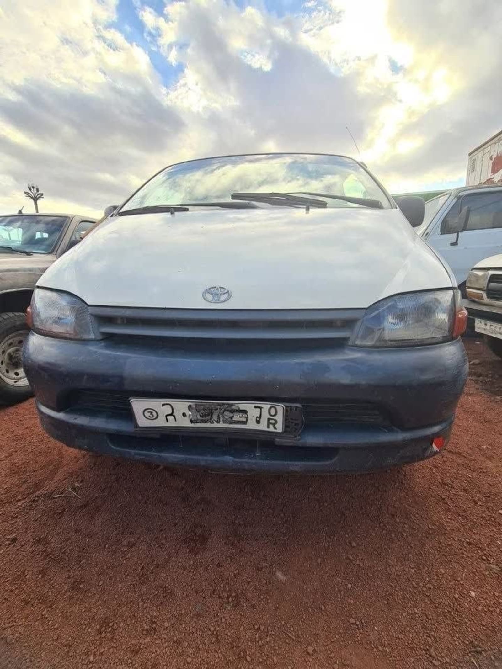 2000 Toyota Hiace