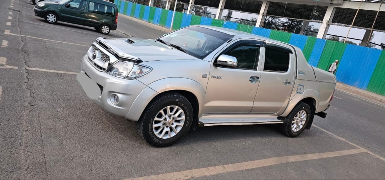 2011 Toyota Hilux Double Cab — photo 8