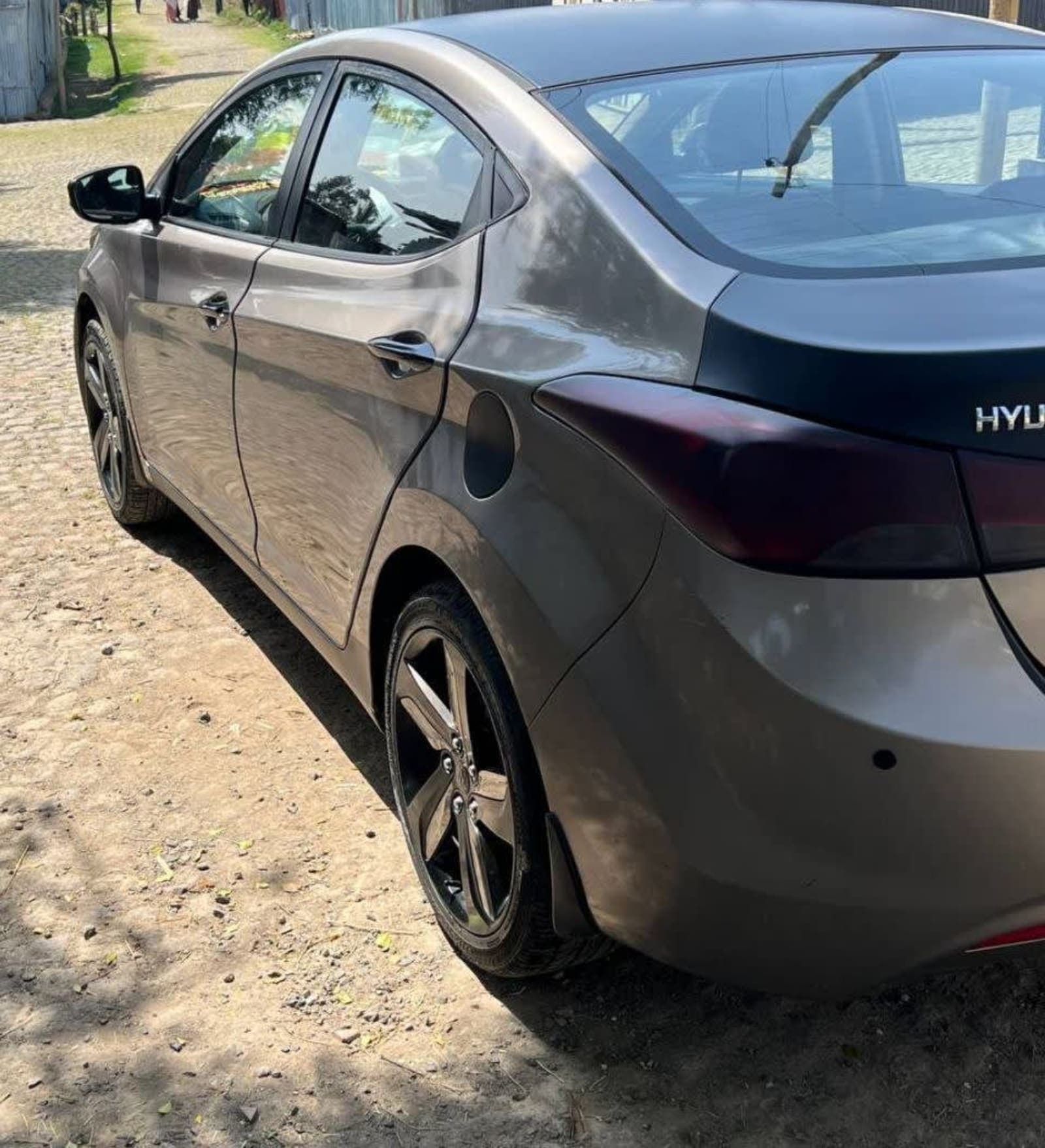 2012 Hyundai Elantra — photo 3