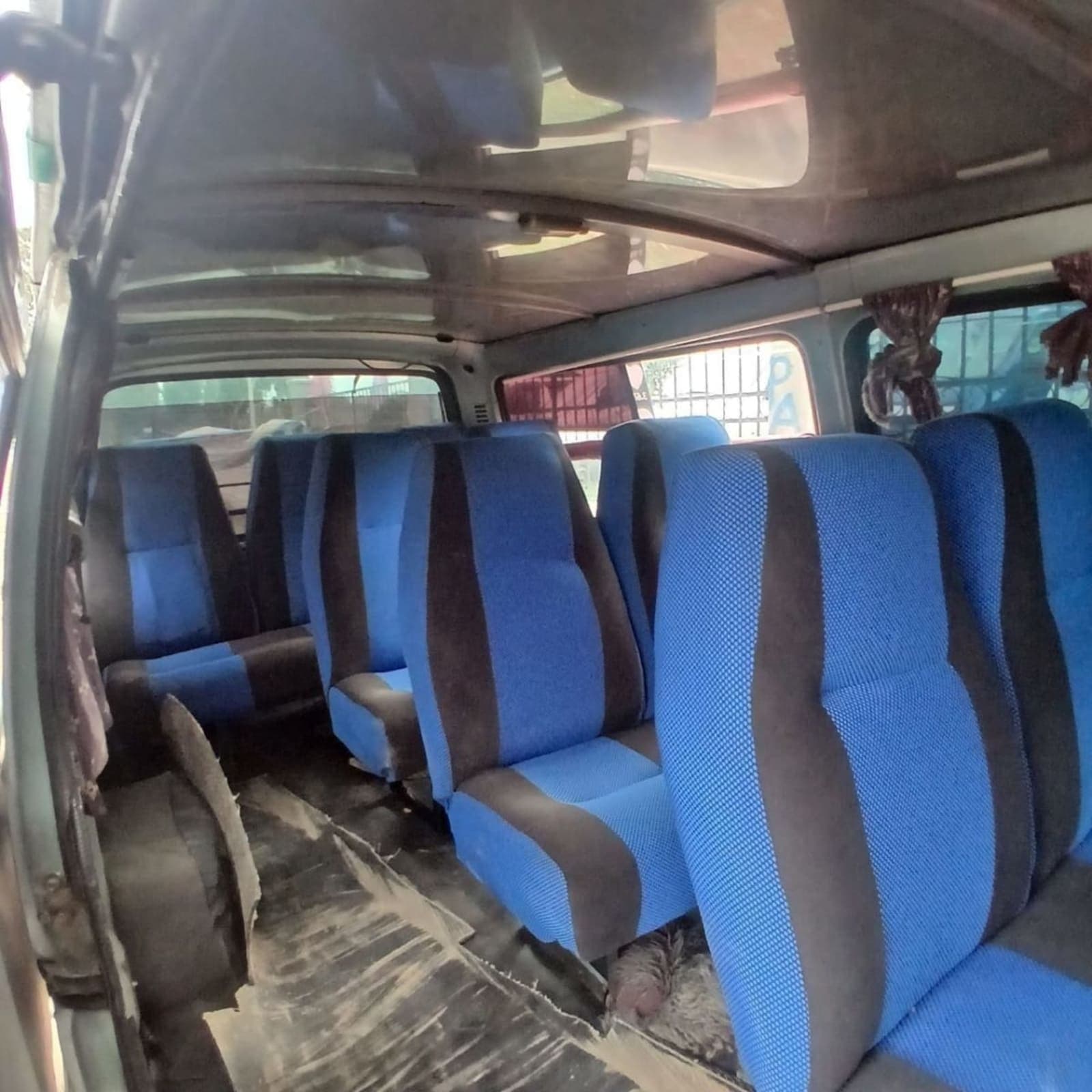 2003 Toyota 5L — photo 2
