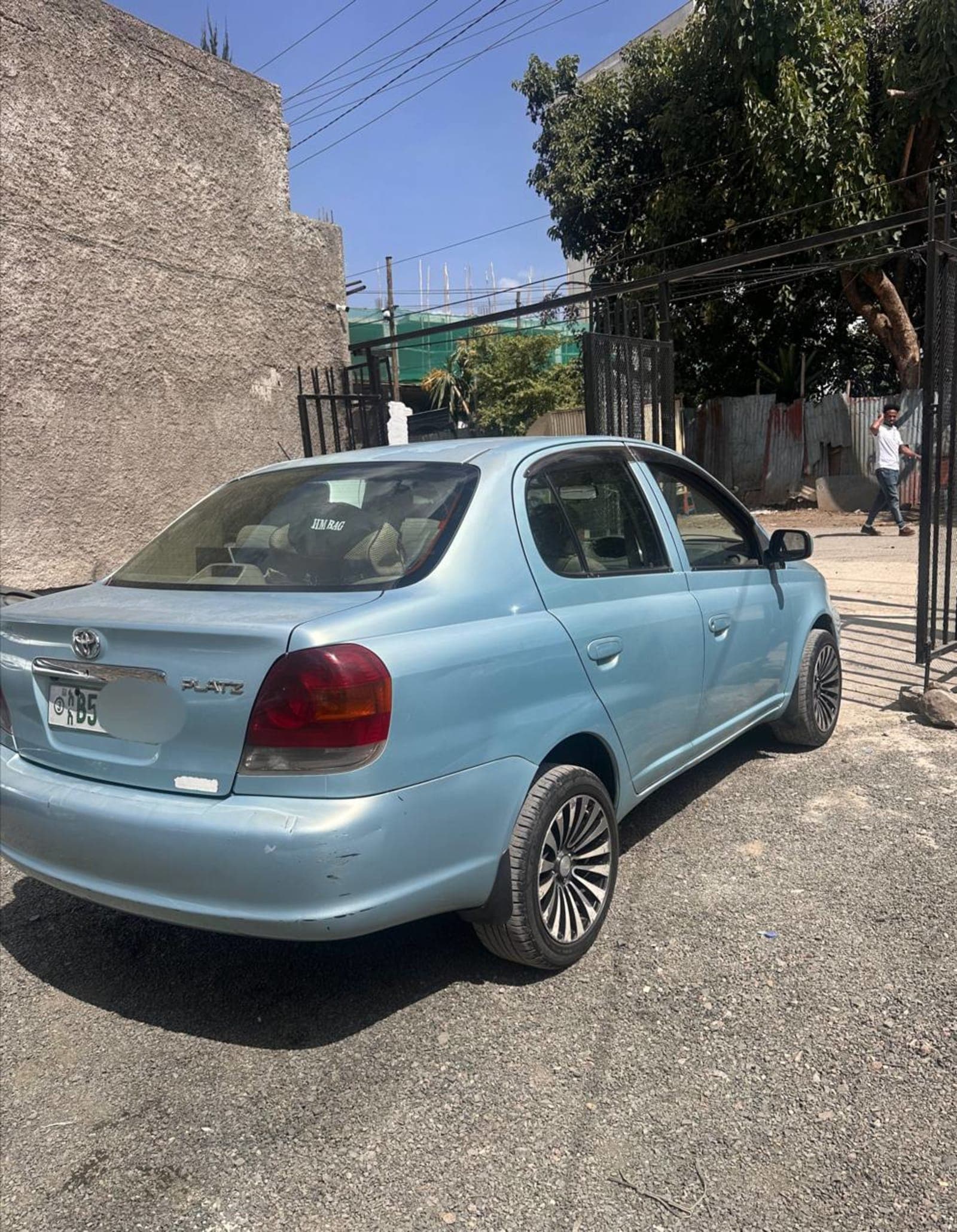 2005 Toyota Platz — photo 3
