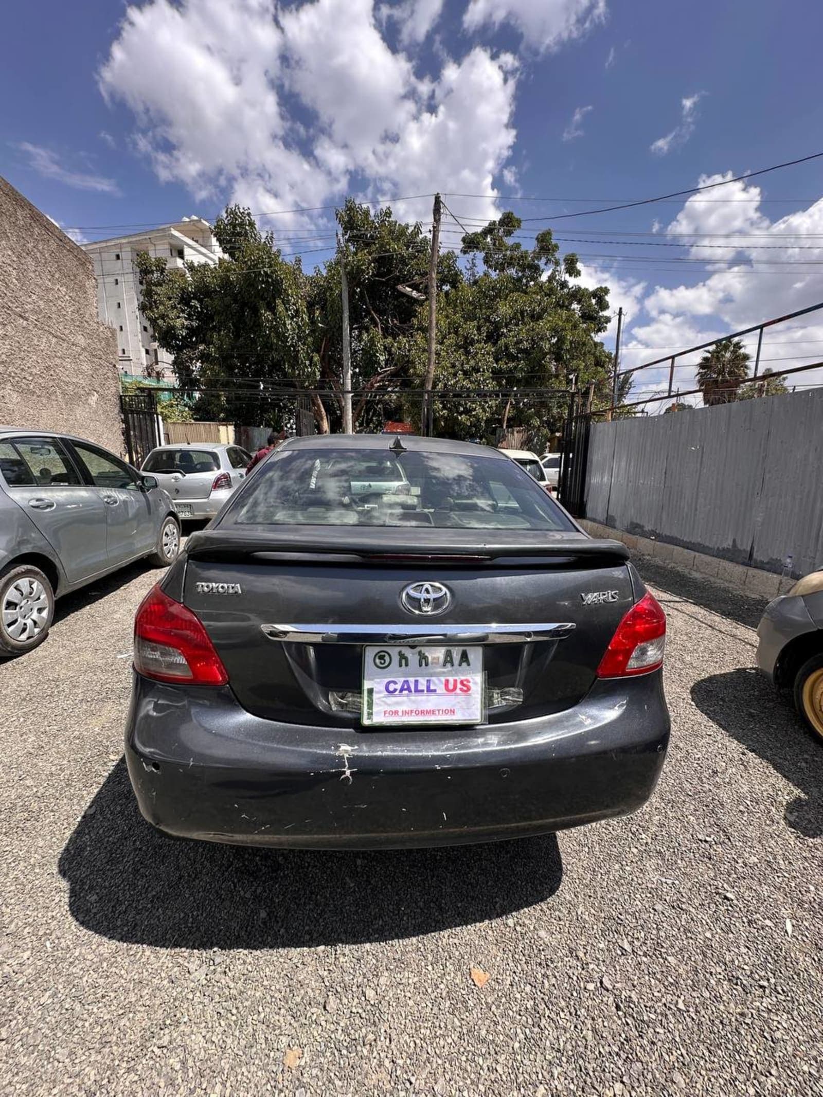 2007 Toyota Yaris Sedan — photo 3