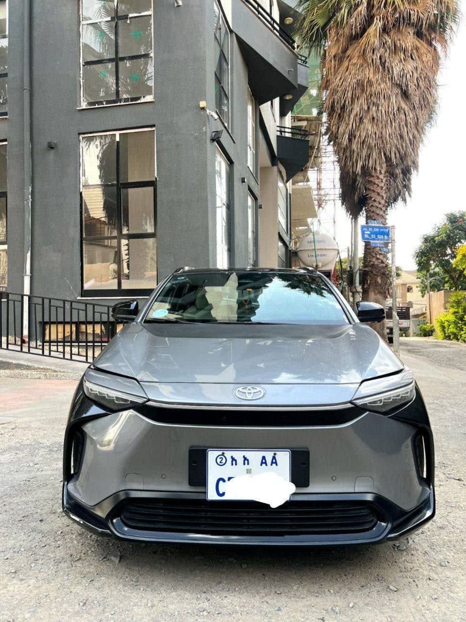 2024 Byd Bz4x