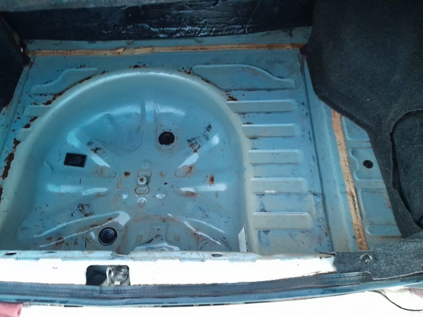 2001 Toyota Platz — photo 2