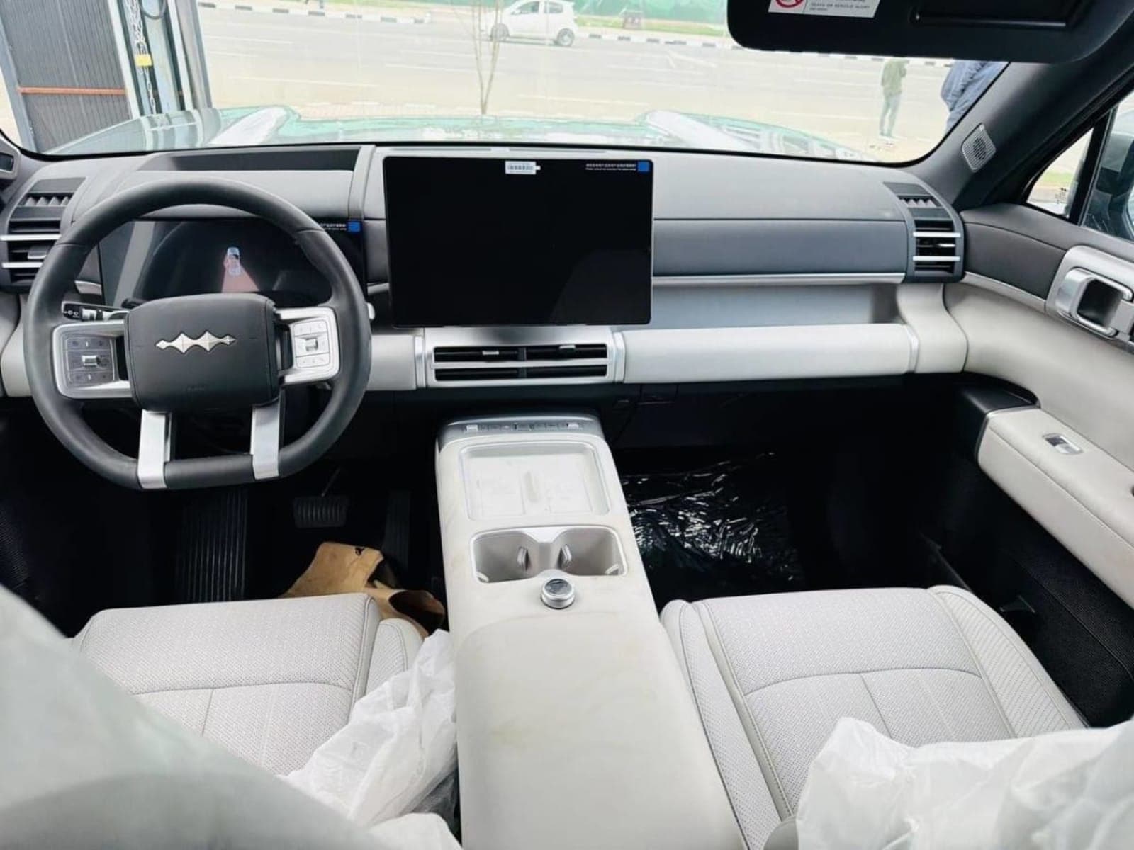 BYD Leopard 7 Ultra PHEV 4WD — photo 2