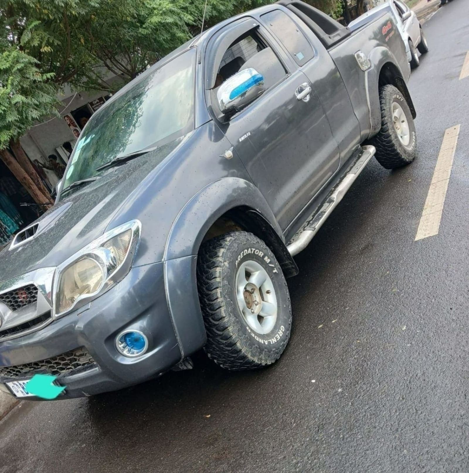 2011 Toyota Hilux X cab — photo 2