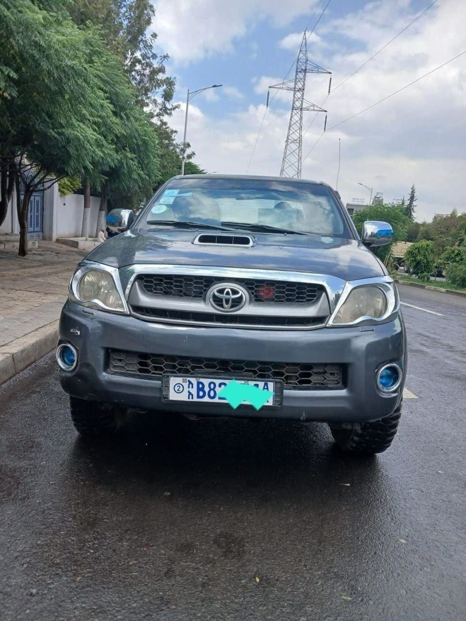 2011 Toyota Hilux X cab — photo 5