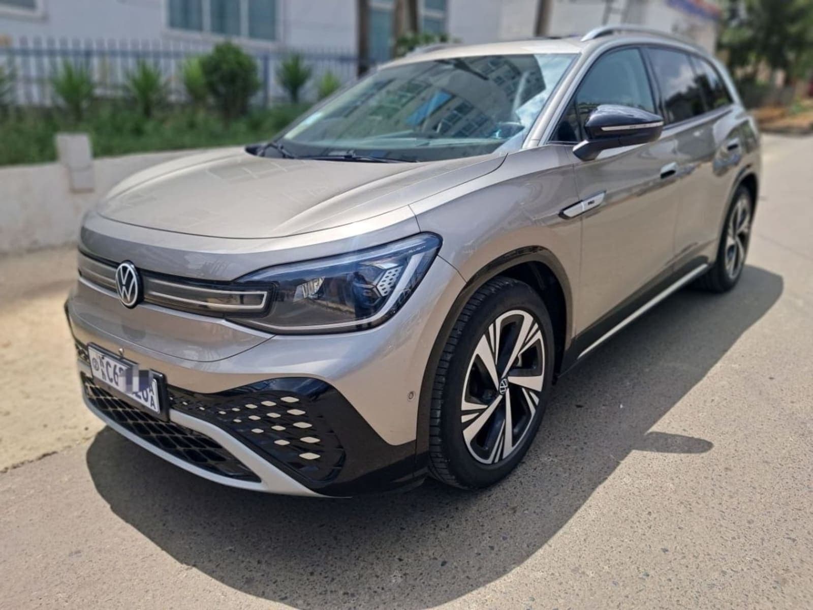 2024 Volkswagen ID.6 Crozz Pro EV — photo 5