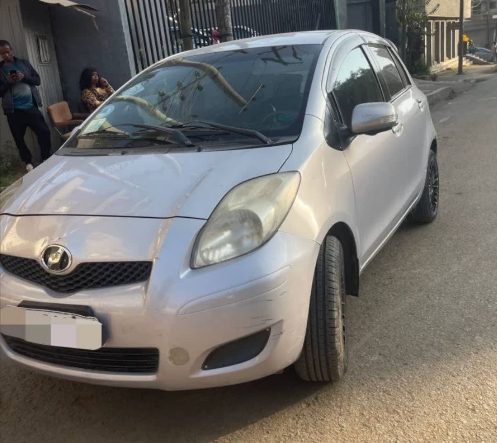 2008 Toyota Yaris Compact — photo 5