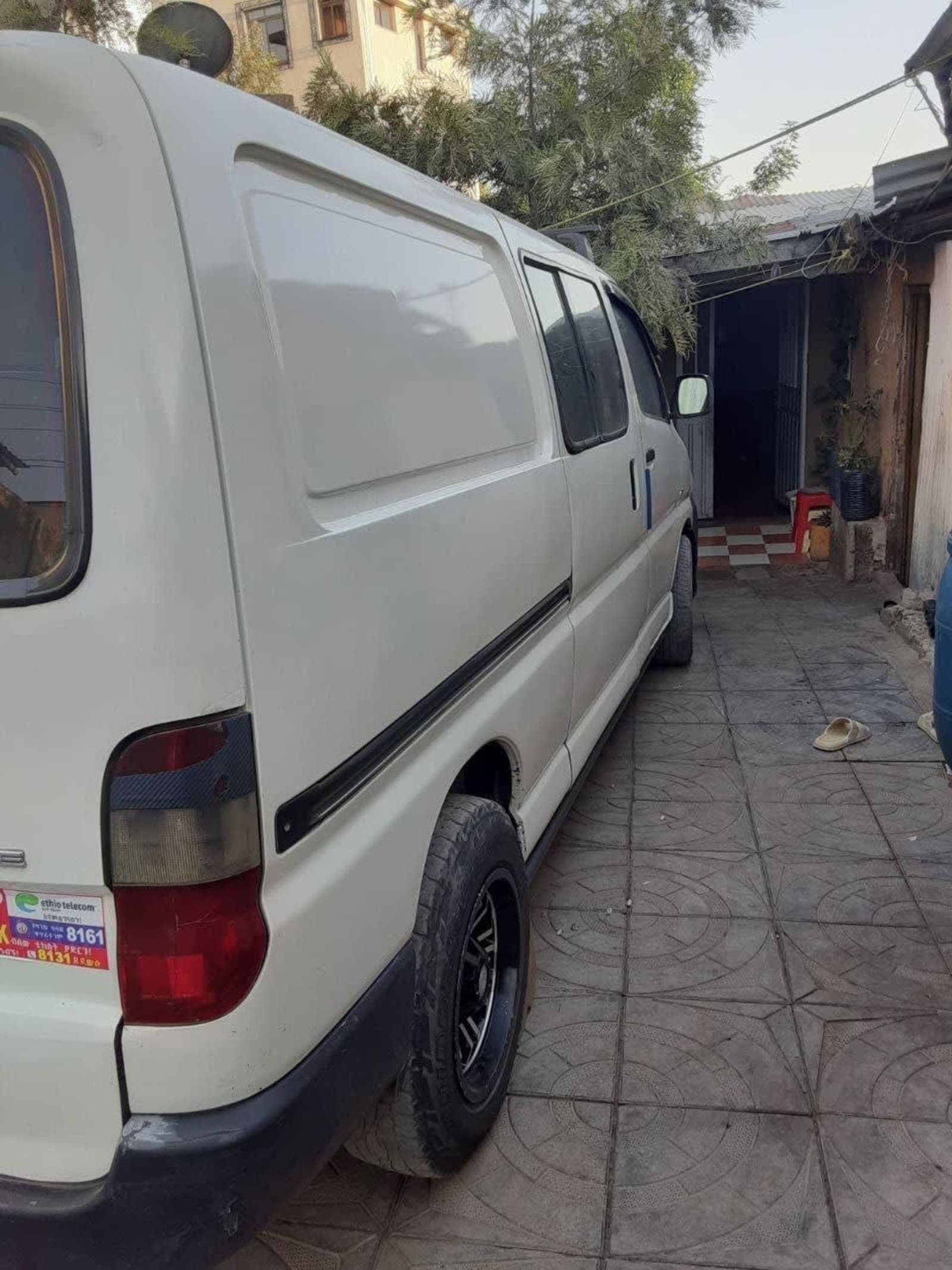 2007 Toyota Dolfin shark D4-D — photo 8