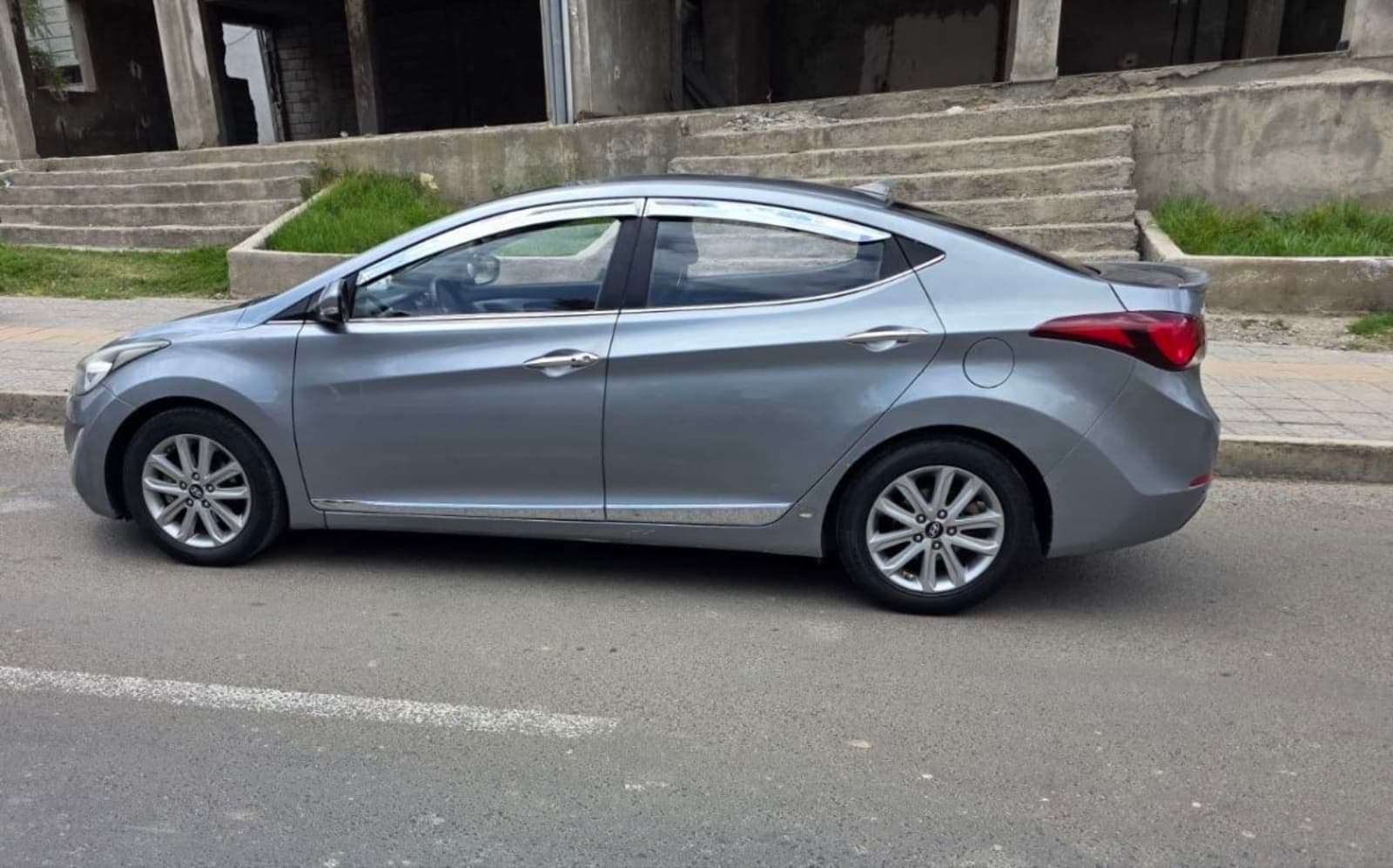 2016 HYUNDAI AVANTE — photo 5