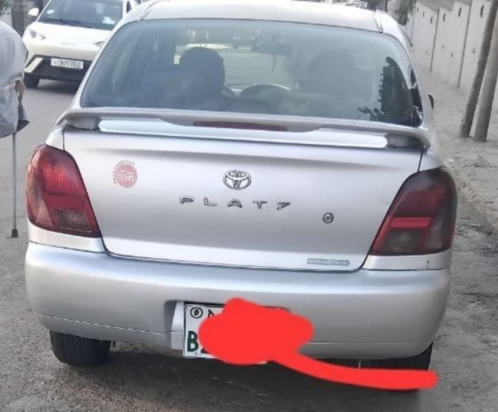 2001 Toyota Platz — photo 6