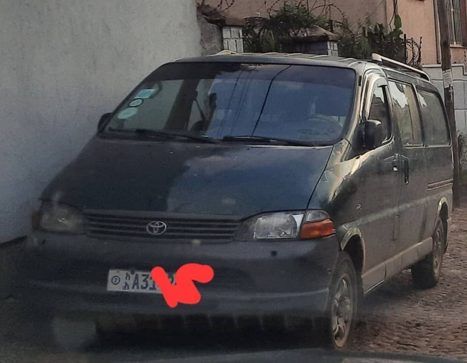 2003 Toyota Dolphin HIACE D4D โ photo 3