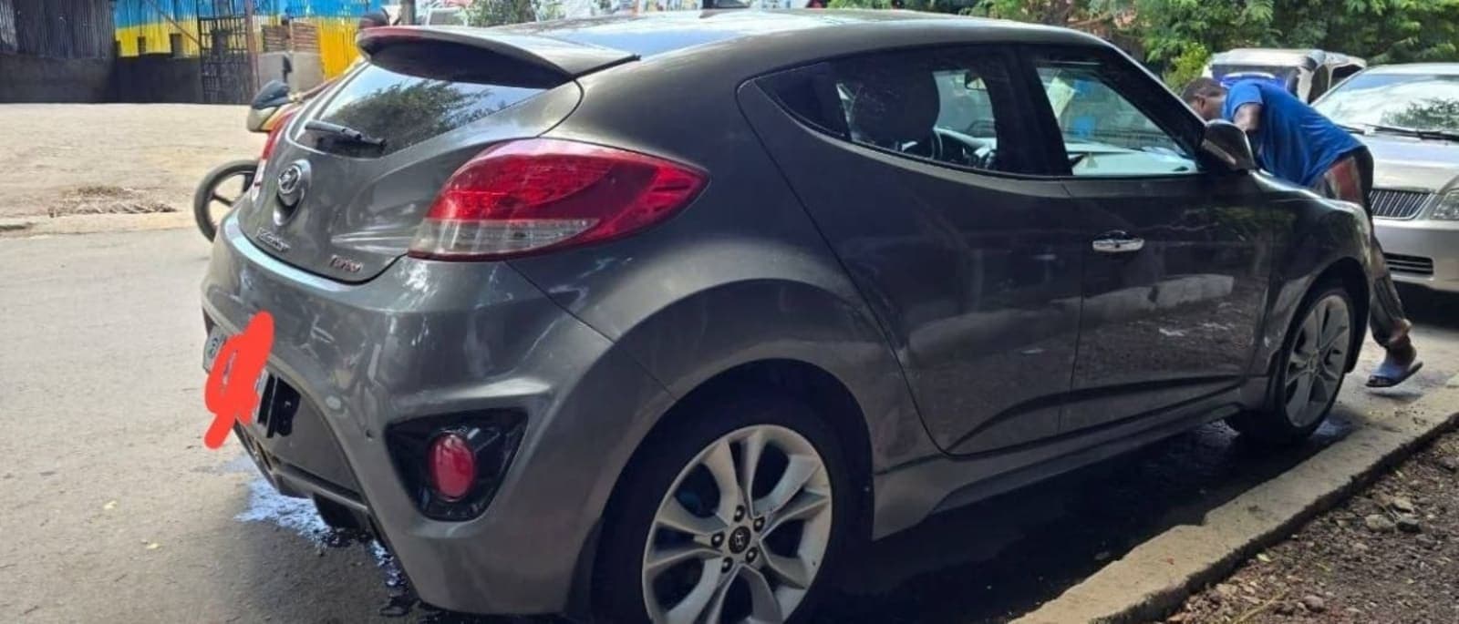 2015 Hyundai Veloster — photo 2