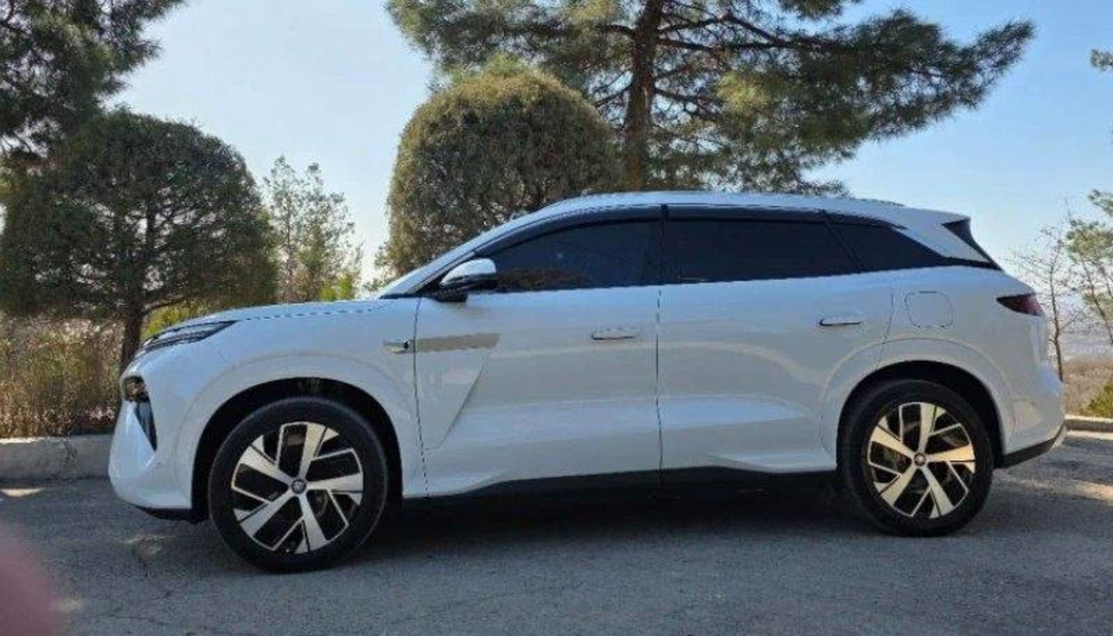 2025 BYD Tang L EV RWD Flagship Edition — photo 2