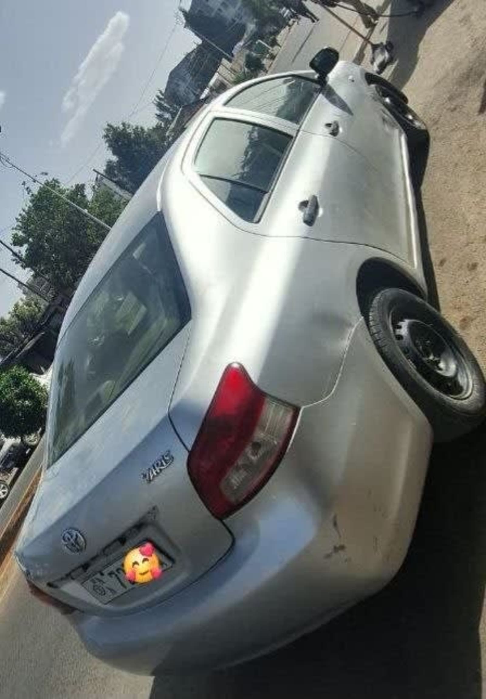 2011 TOYOTA YARIS SEDAN — photo 3