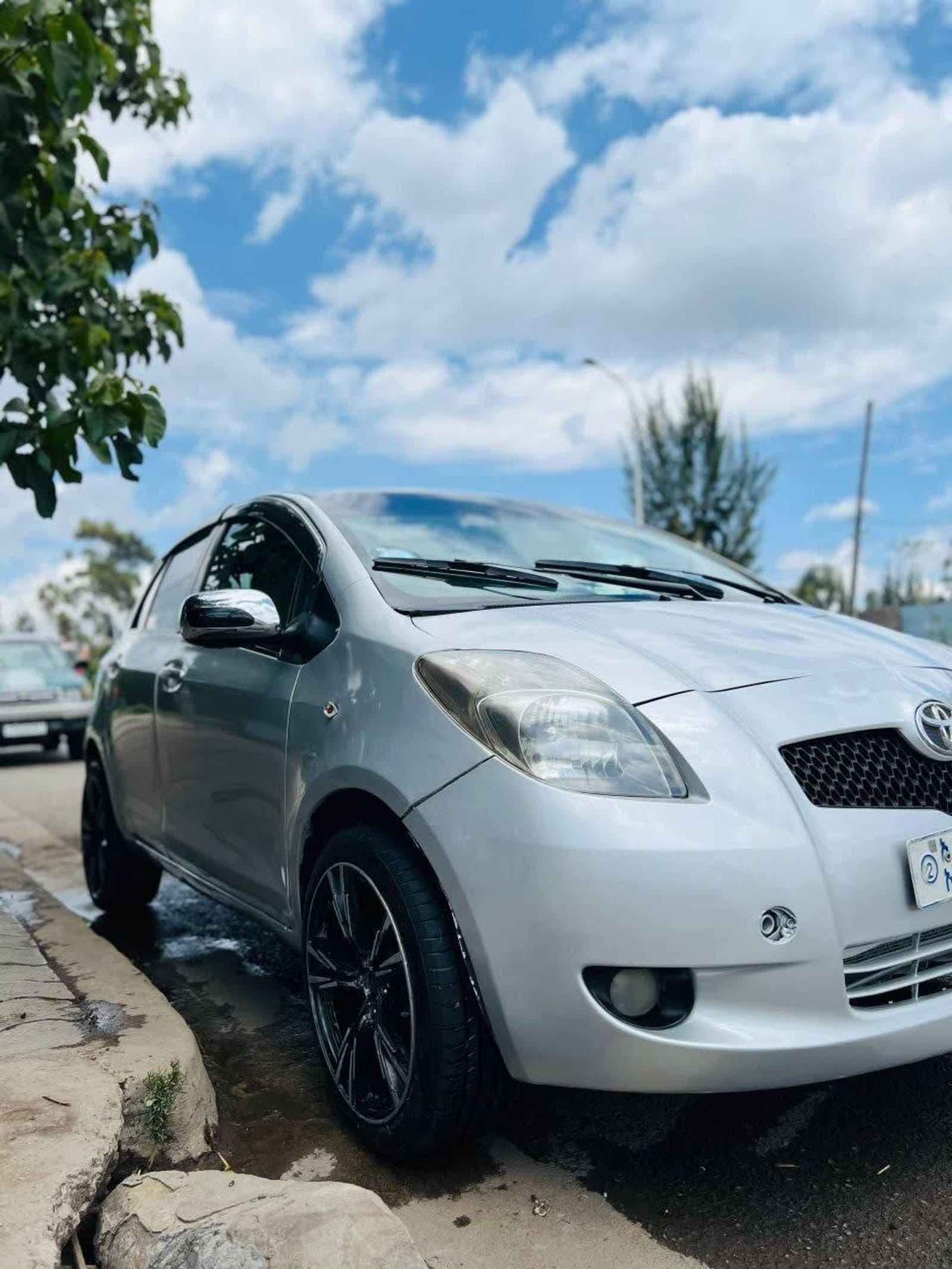 2007 Toyota Yaris โ photo 2