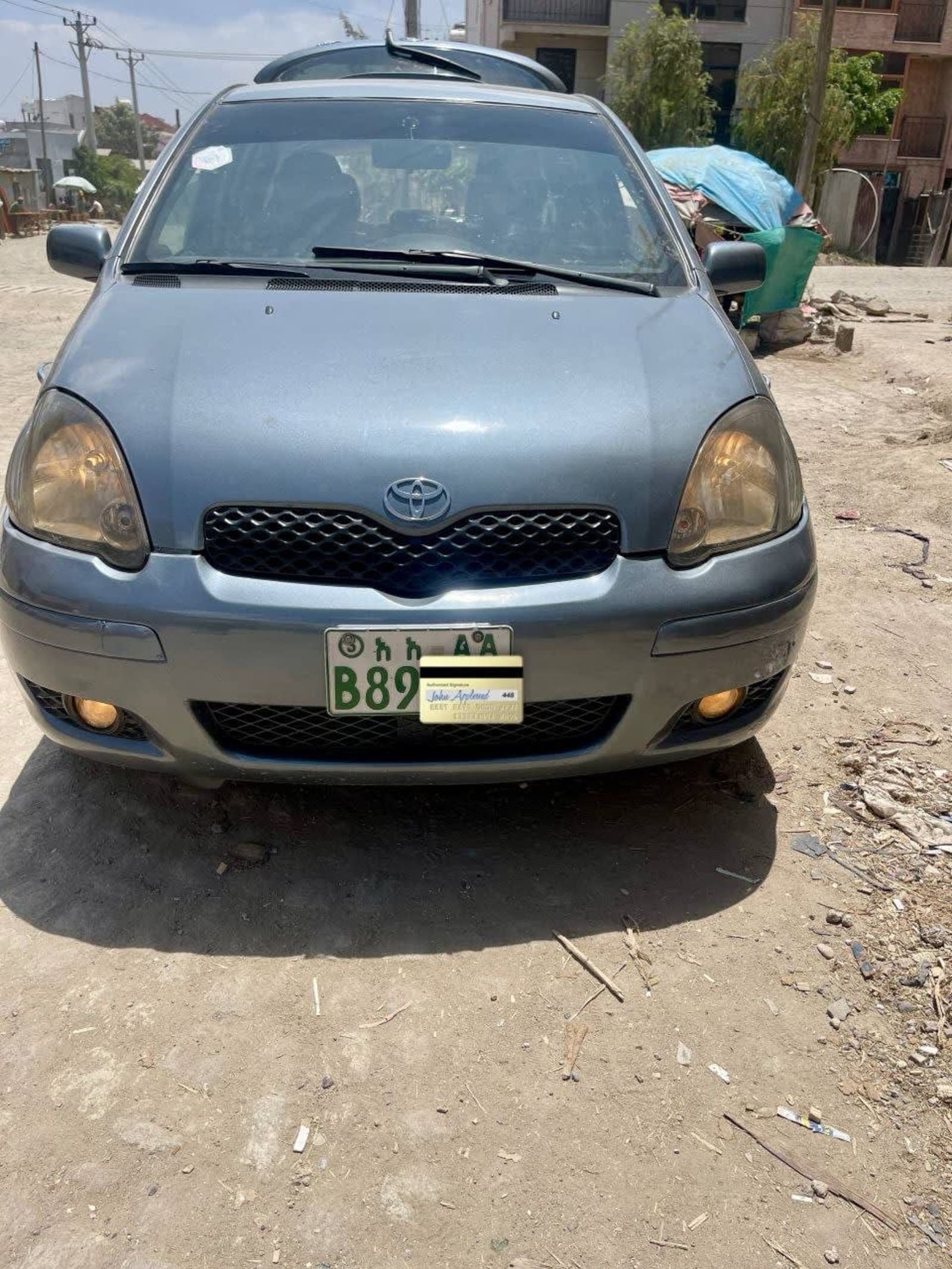 2005 Toyota Vitz Yaris