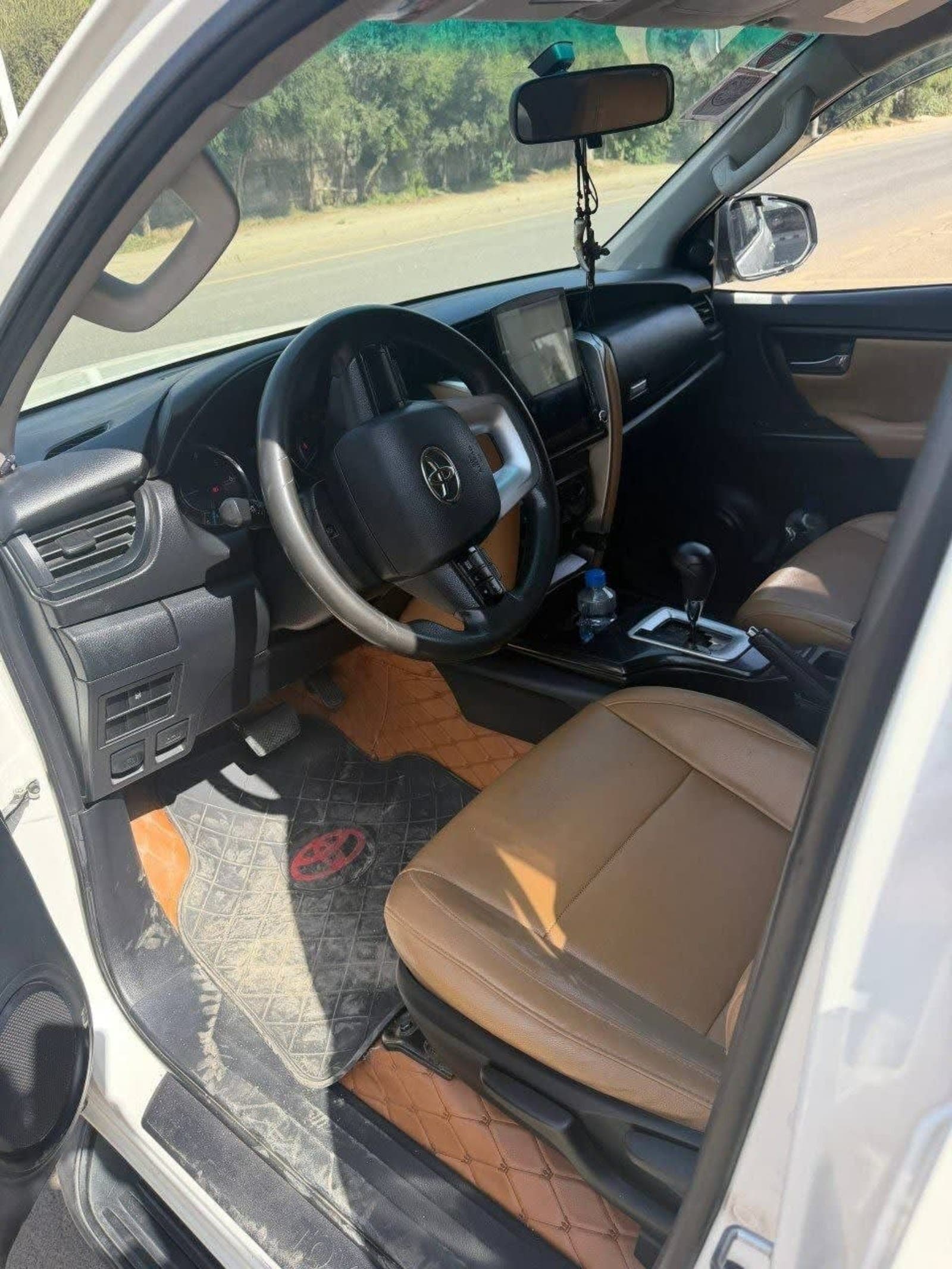 2018 Toyota Fortuner — photo 3