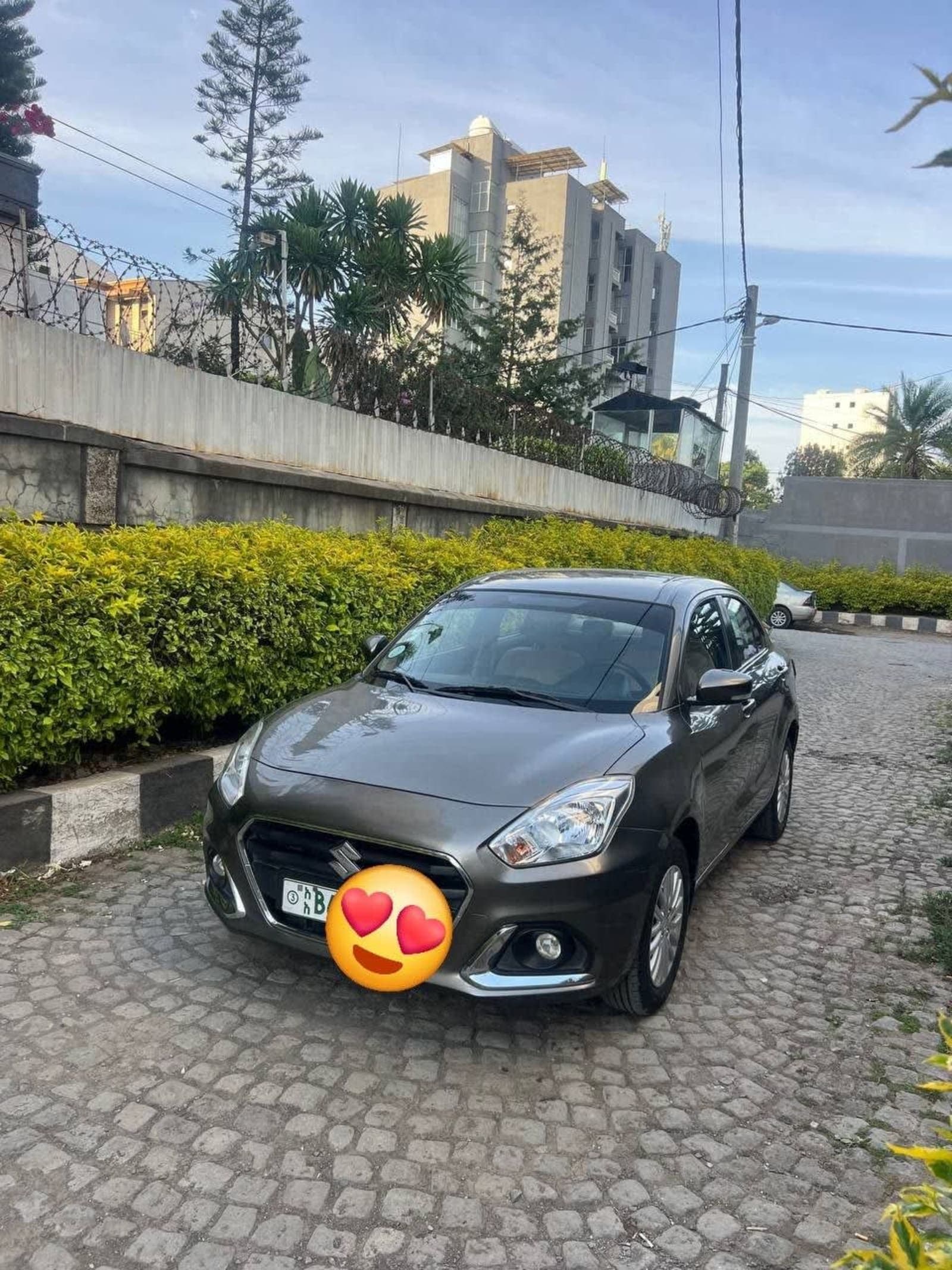 2022 Suzuki Dzire — photo 3