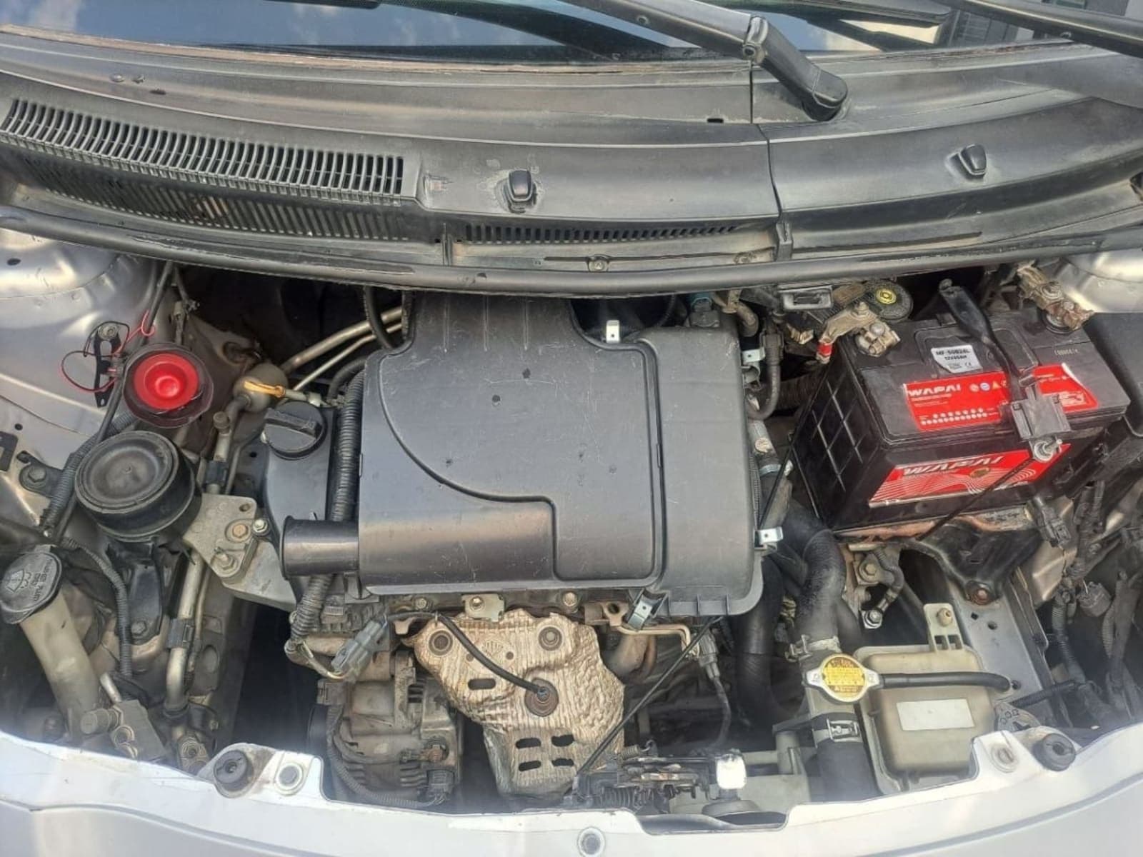 2010 Toyota Yaris Compact — photo 3