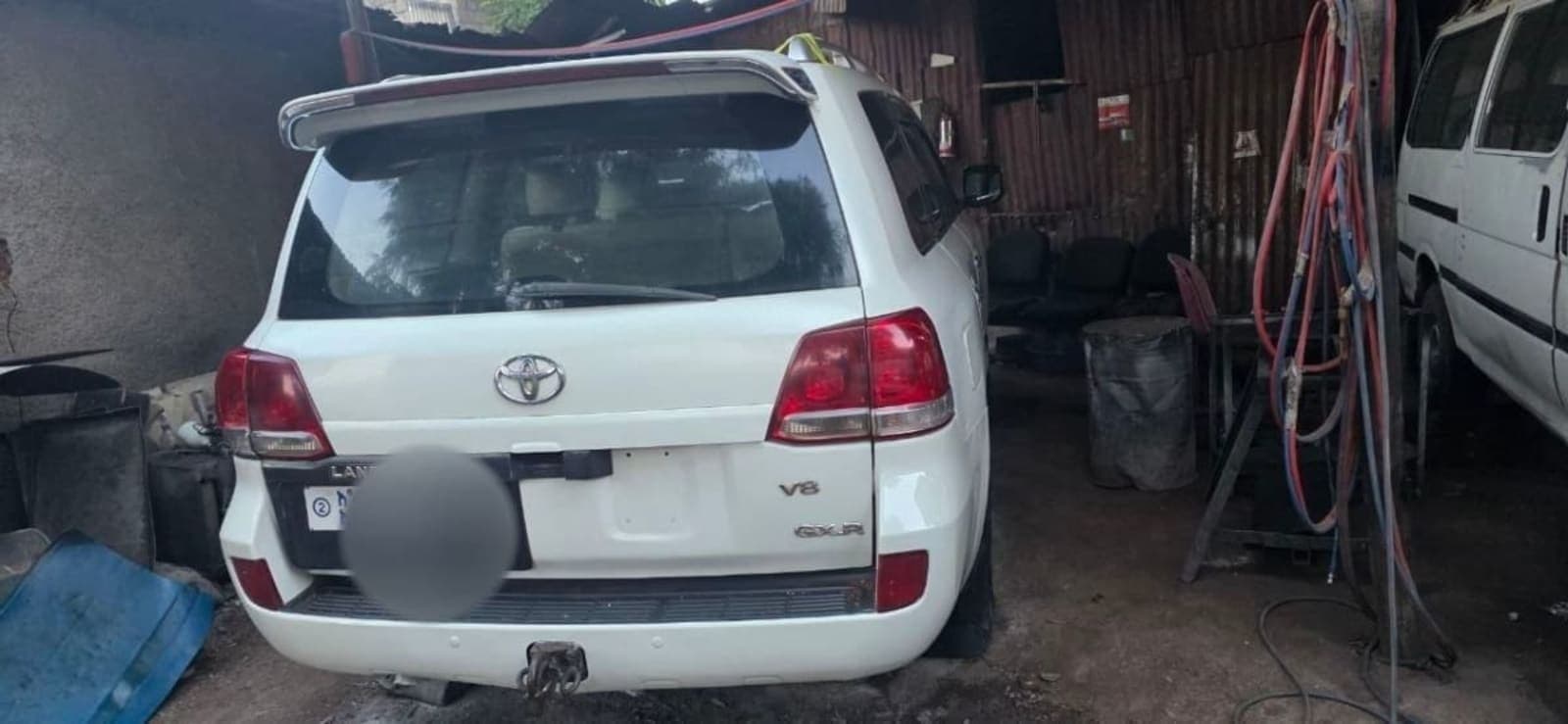 2008 toyota land cruiser v8 โ photo 3