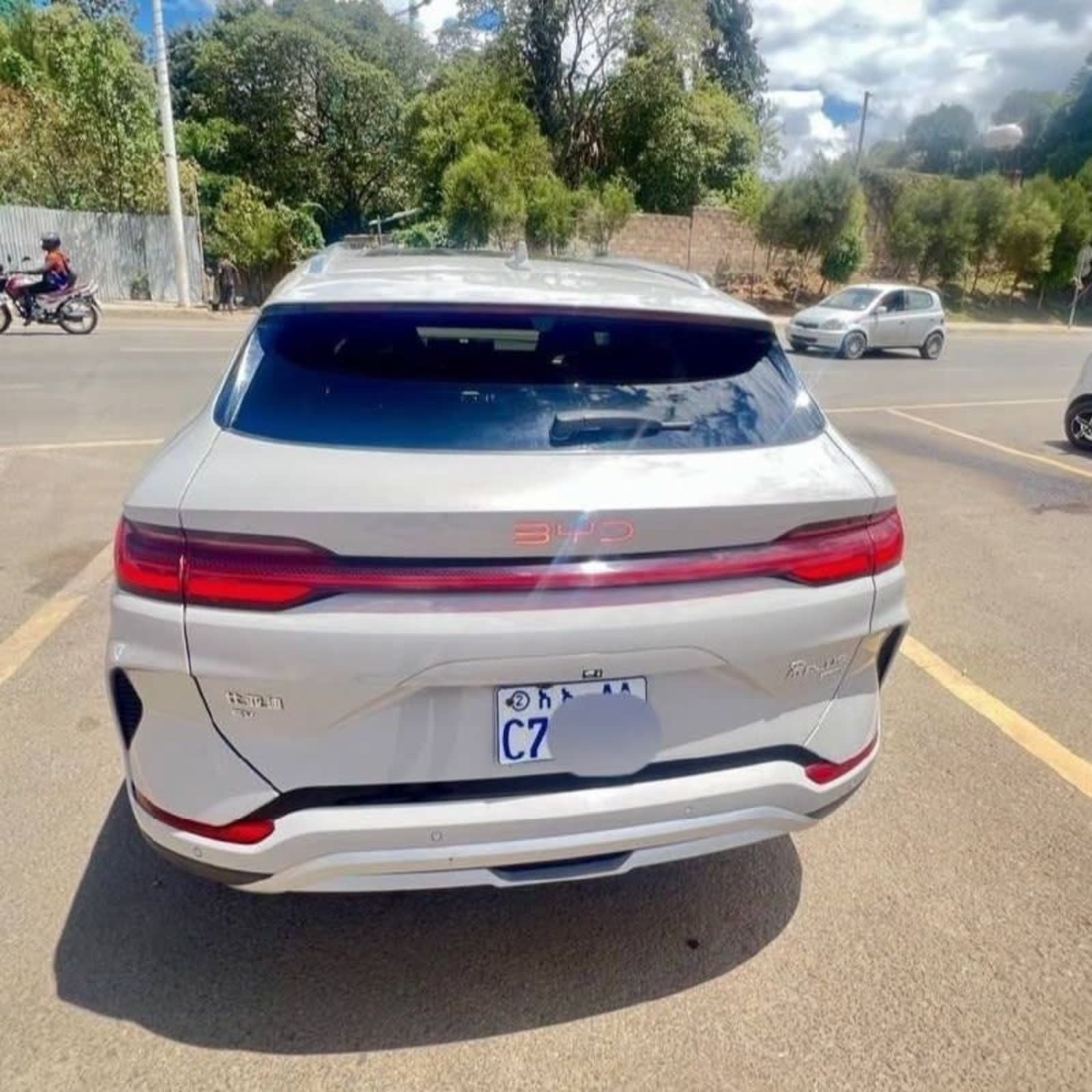 2025 BYD Song Plus Smart — photo 2