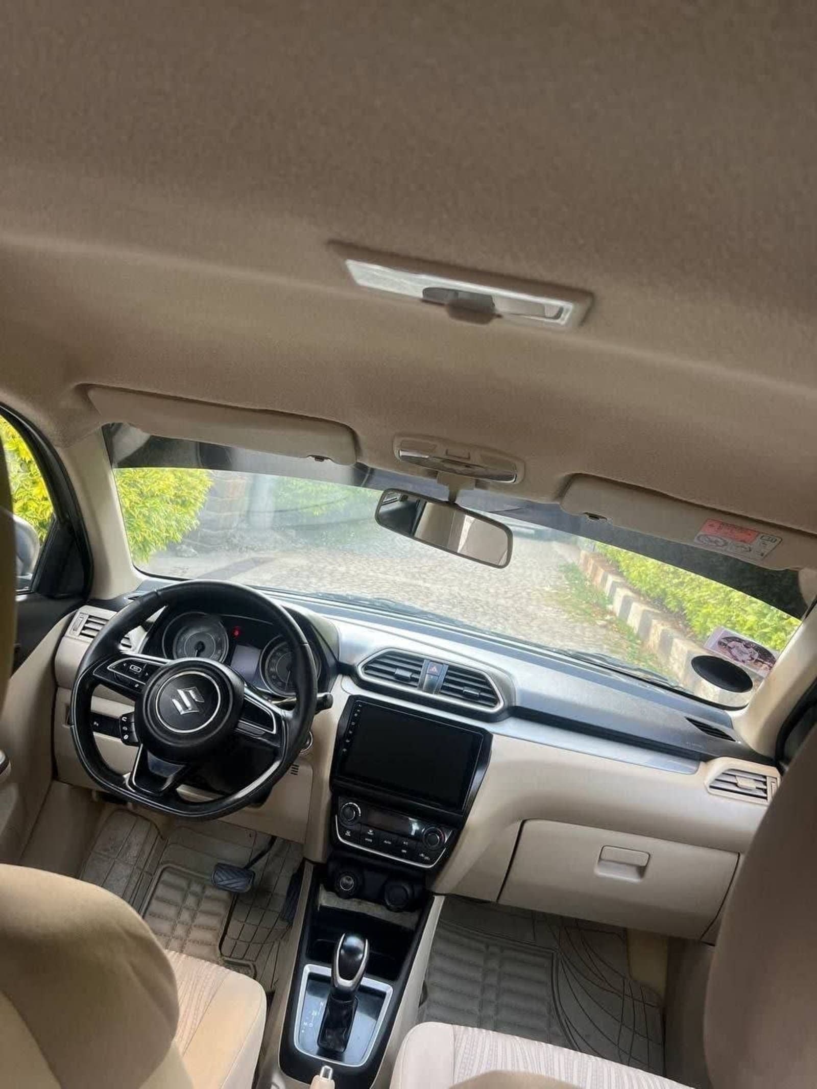 2022 Suzuki Dzire — photo 2